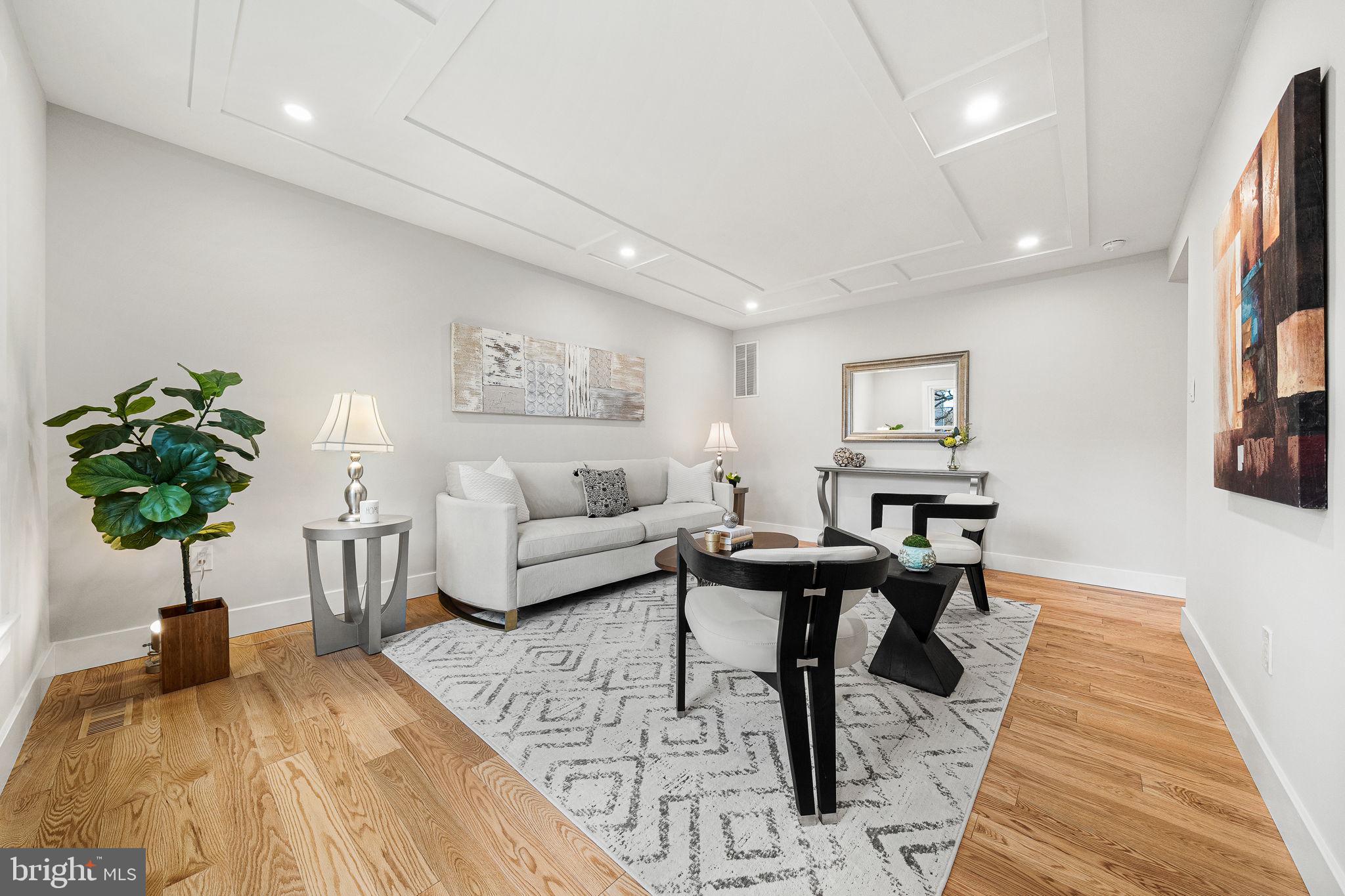 GLYNHILL - Residential