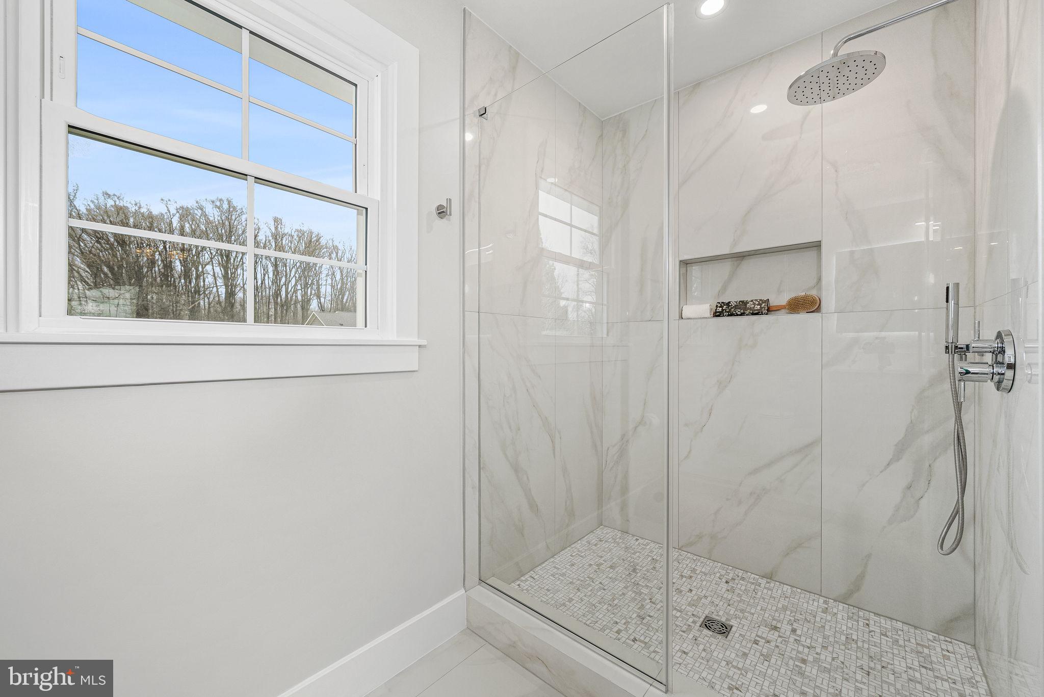 GLYNHILL - Residential