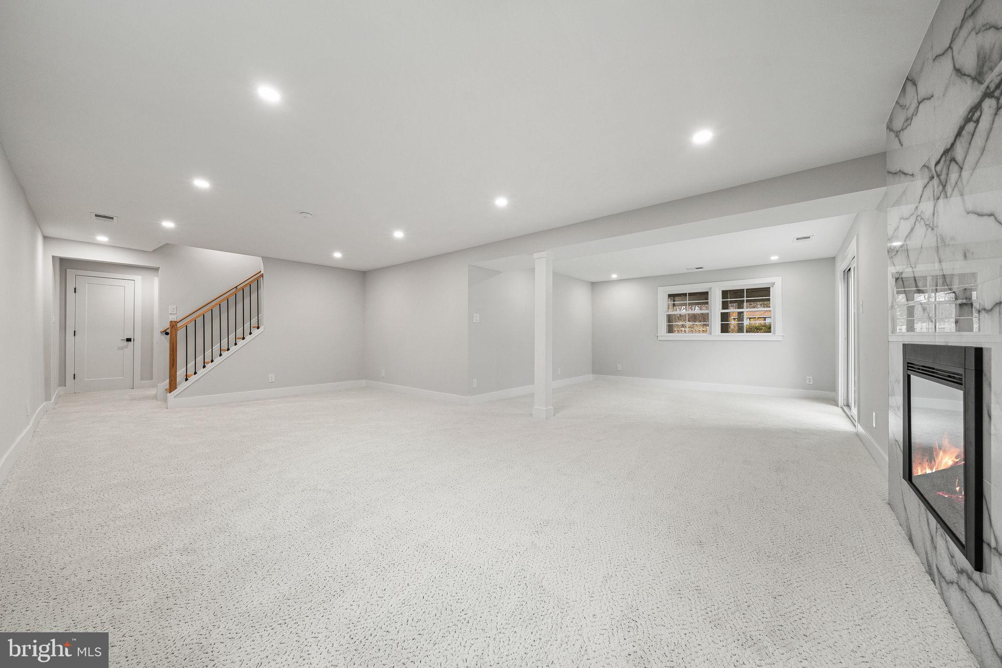 GLYNHILL - Residential