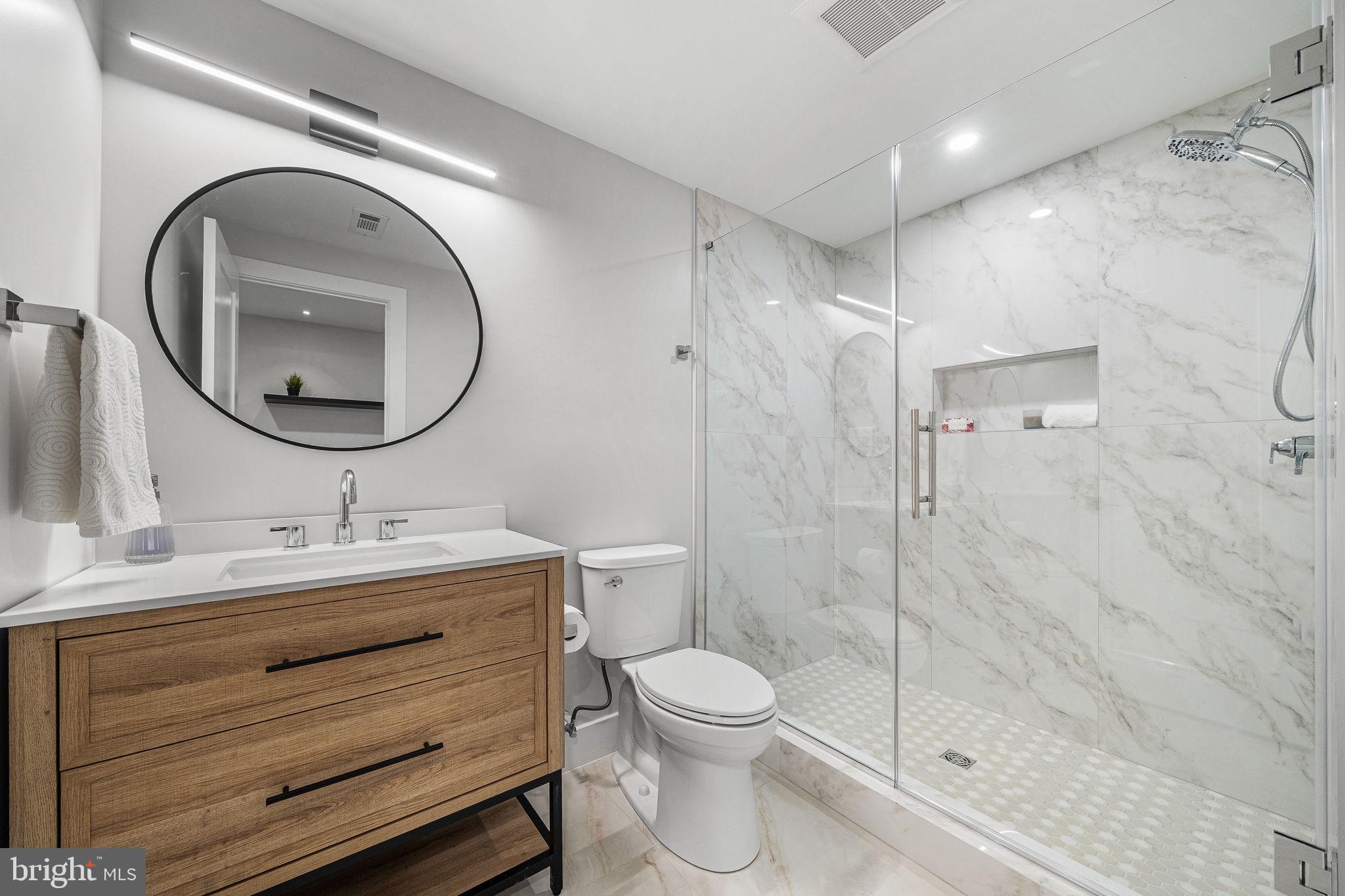 GLYNHILL - Residential