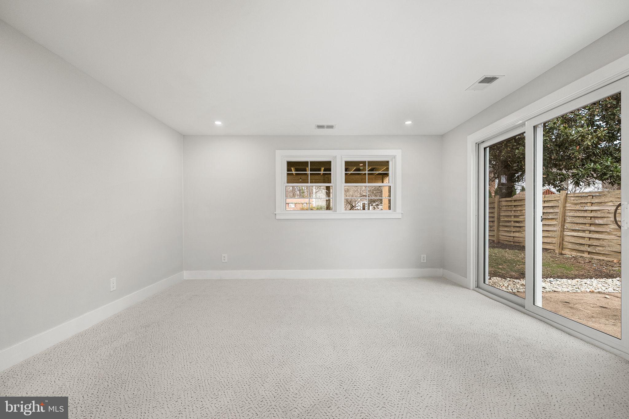 GLYNHILL - Residential