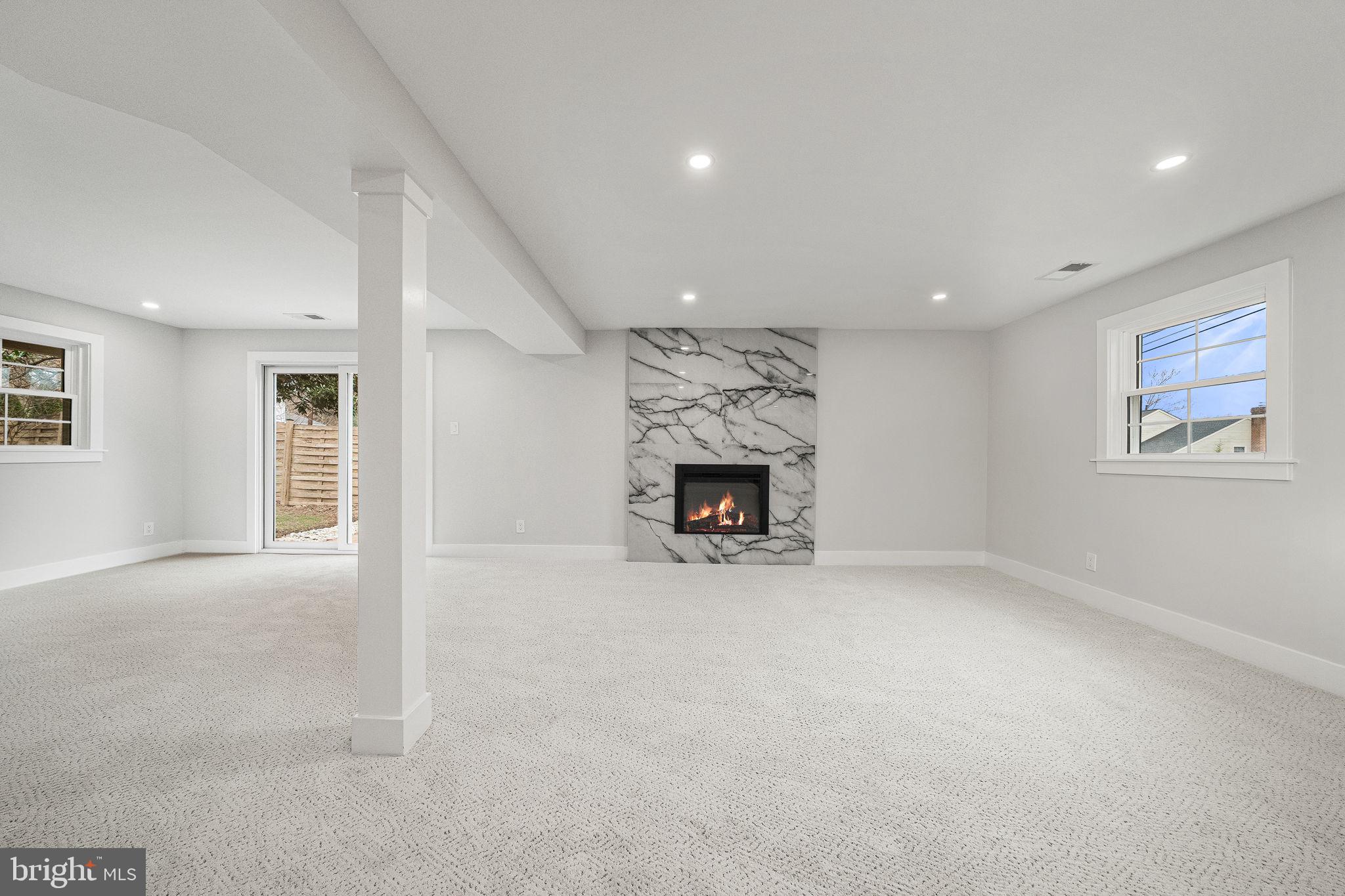 GLYNHILL - Residential