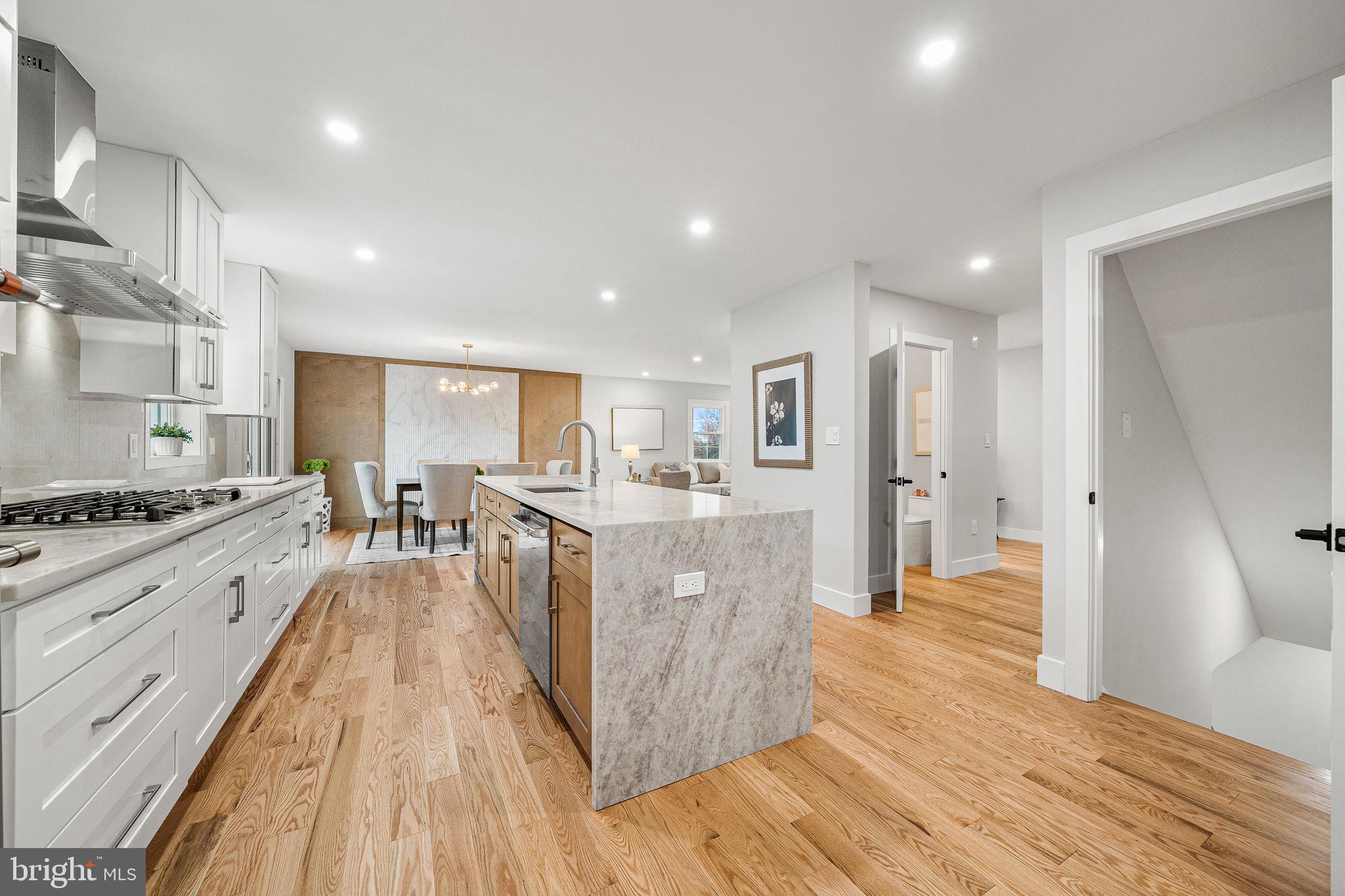 GLYNHILL - Residential