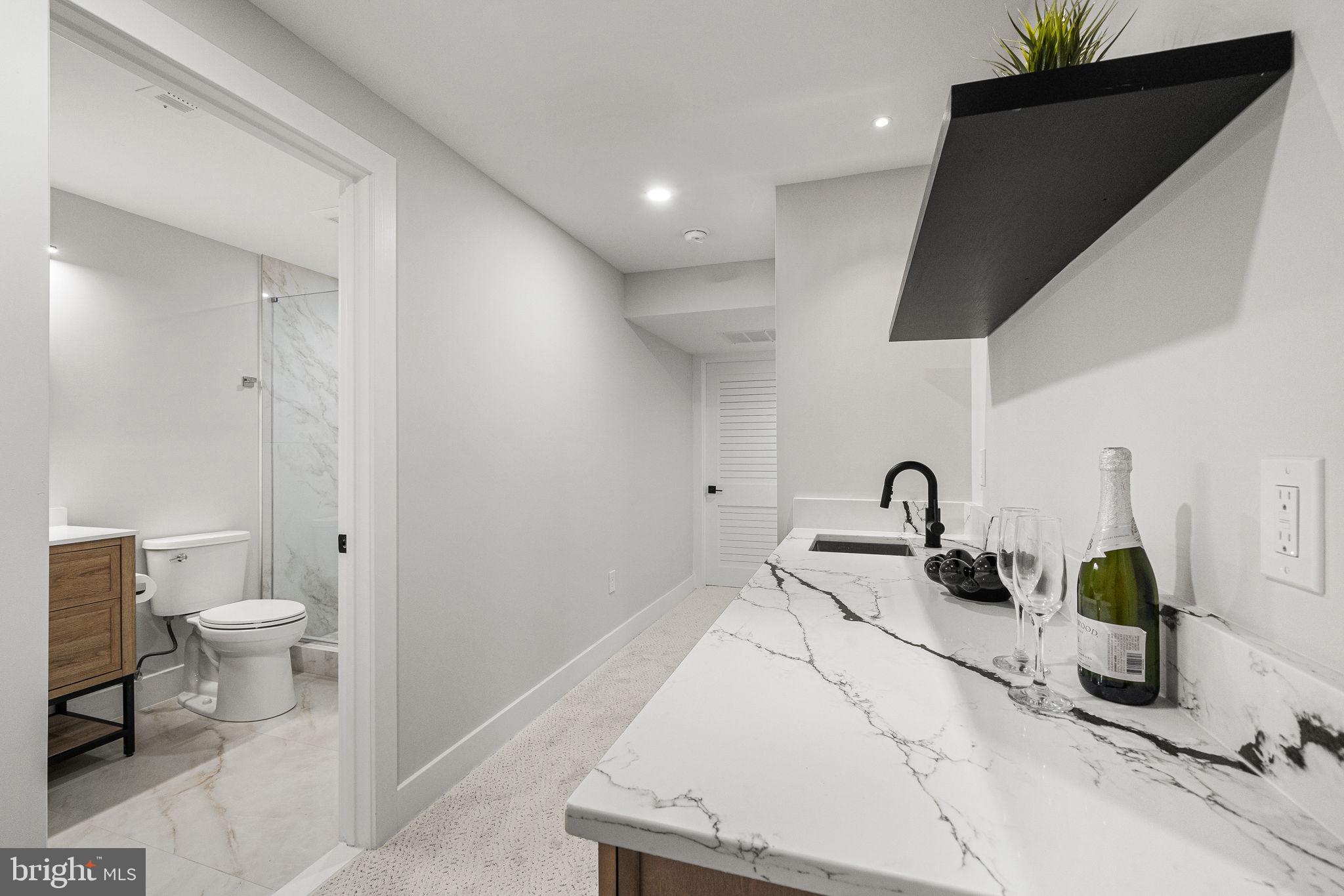 GLYNHILL - Residential