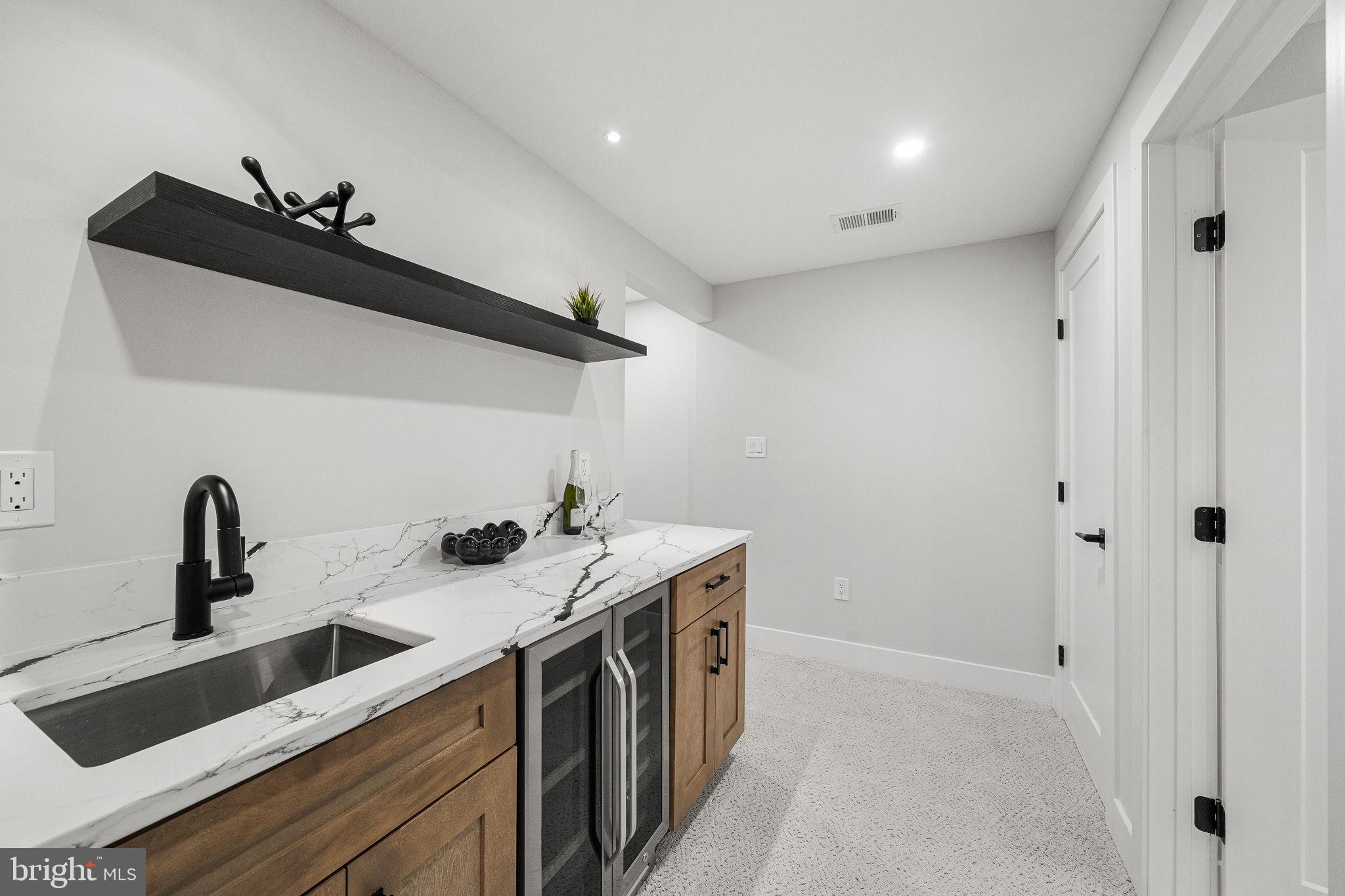 GLYNHILL - Residential