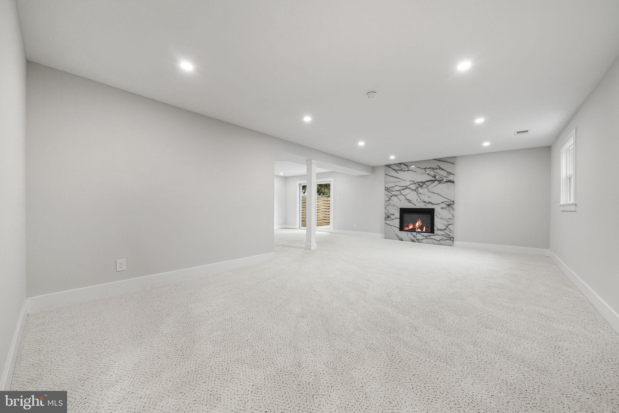 GLYNHILL - Residential