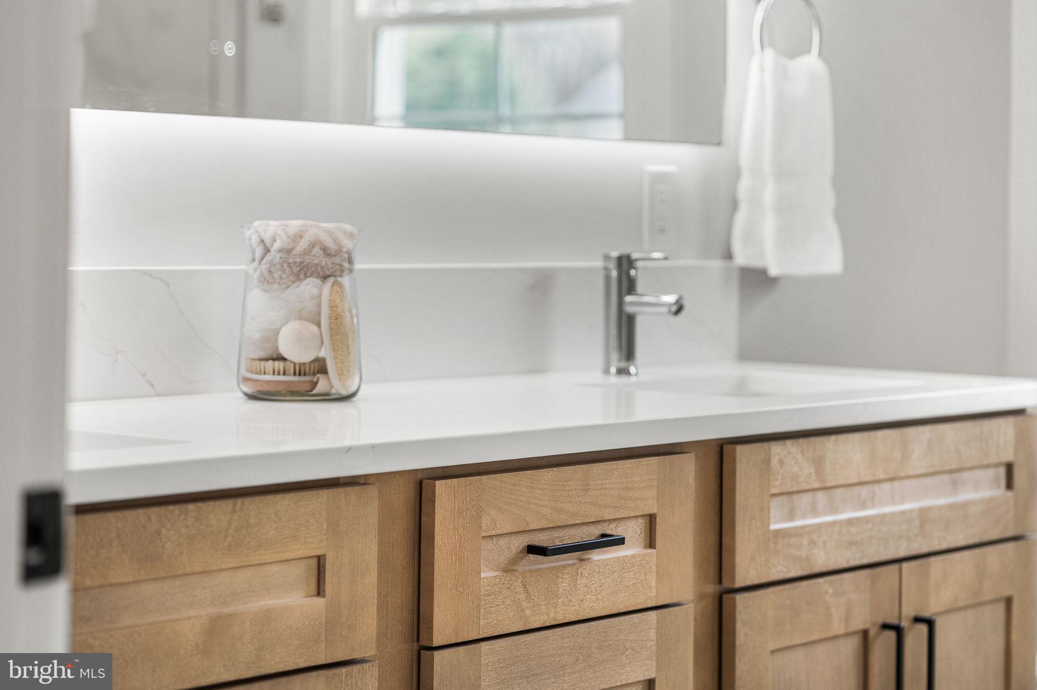 GLYNHILL - Residential