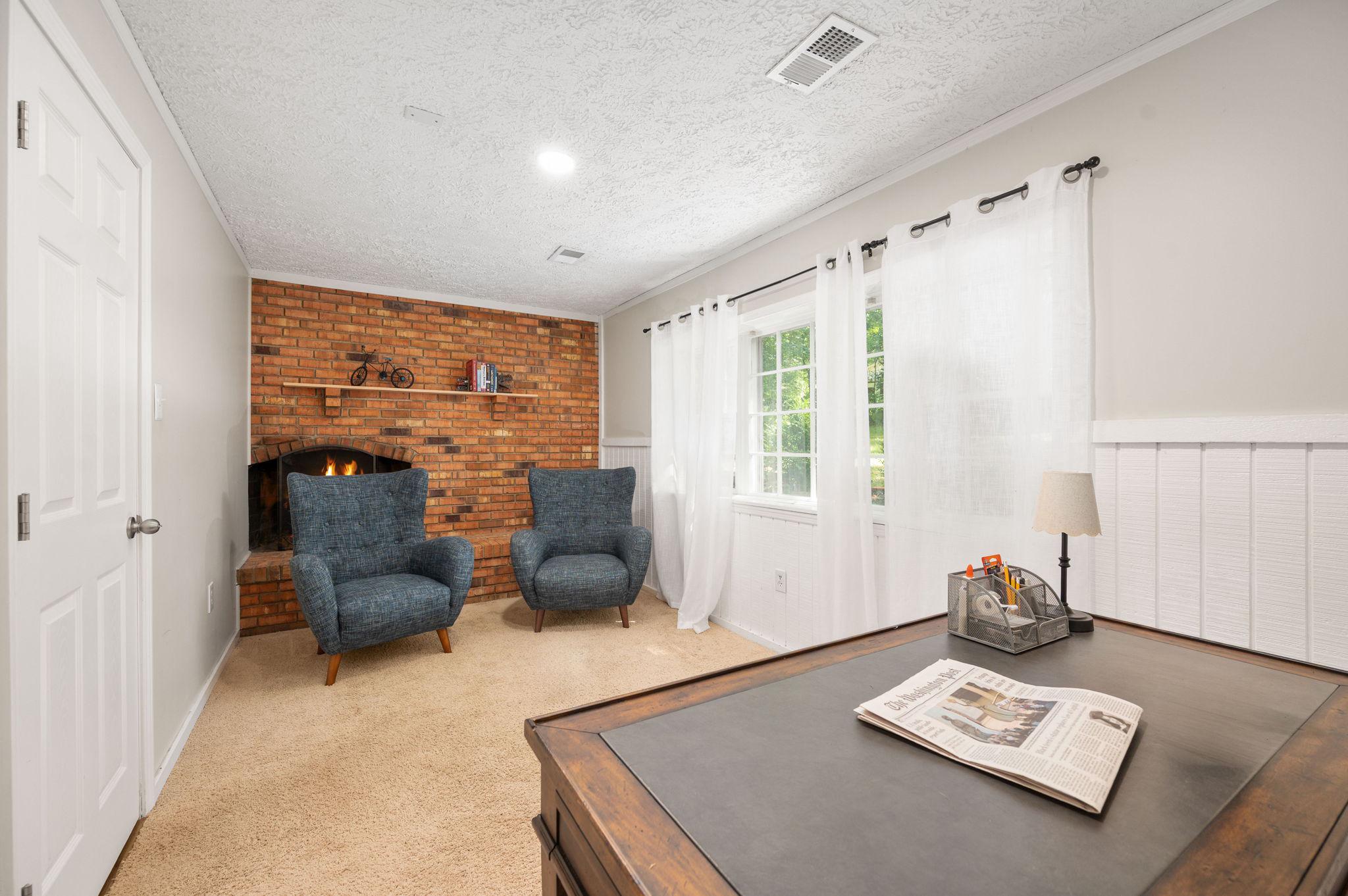 ROSEDALE - Residential