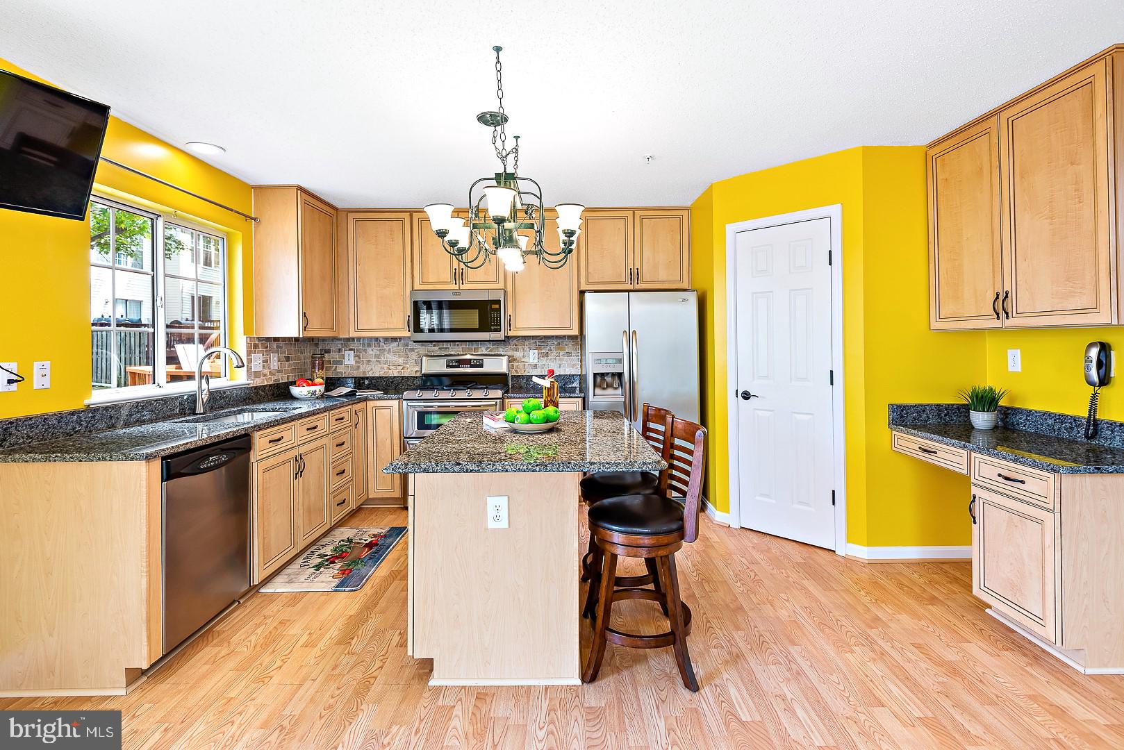 VILLAGE OF CLOPPERS MILL - Residential