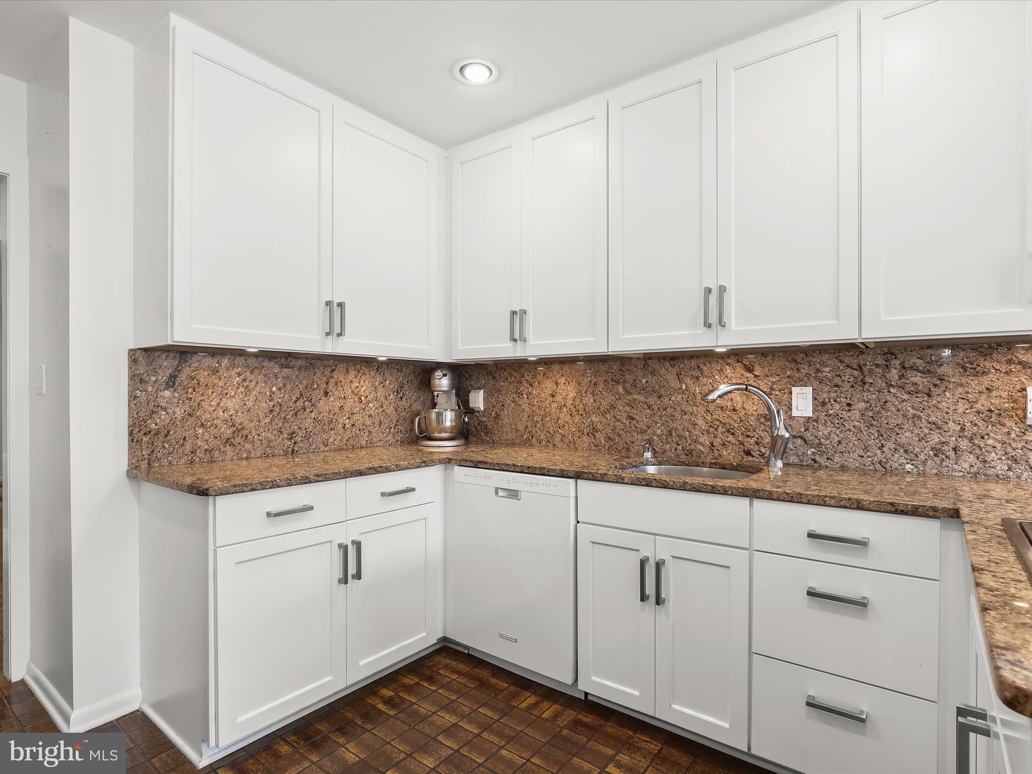 GREEN GATE - Residential