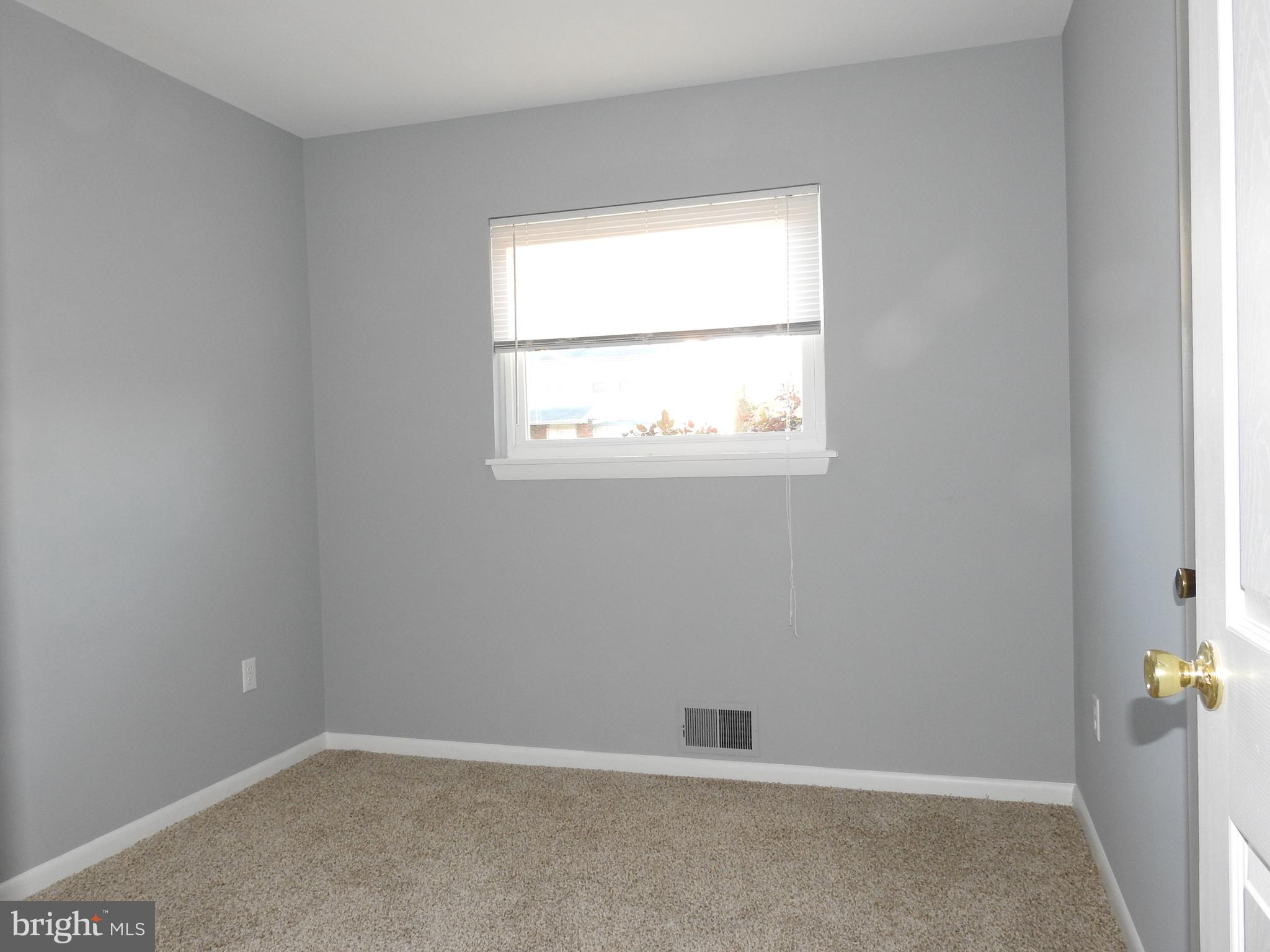 CATONSVILLE MANOR - Residential