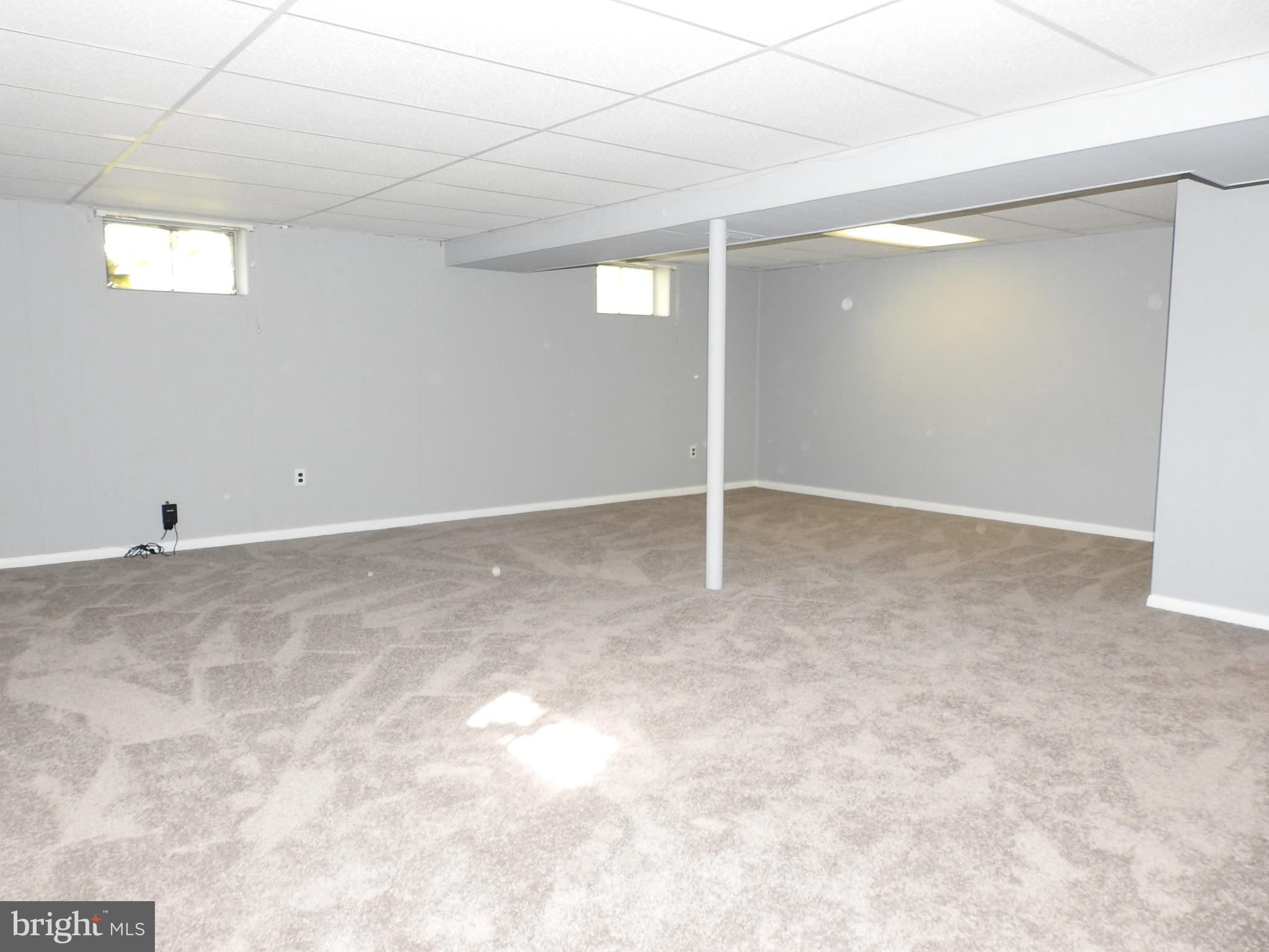 CATONSVILLE MANOR - Residential