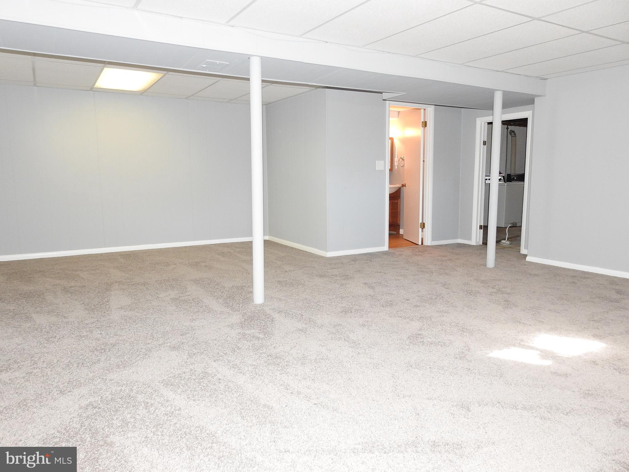 CATONSVILLE MANOR - Residential