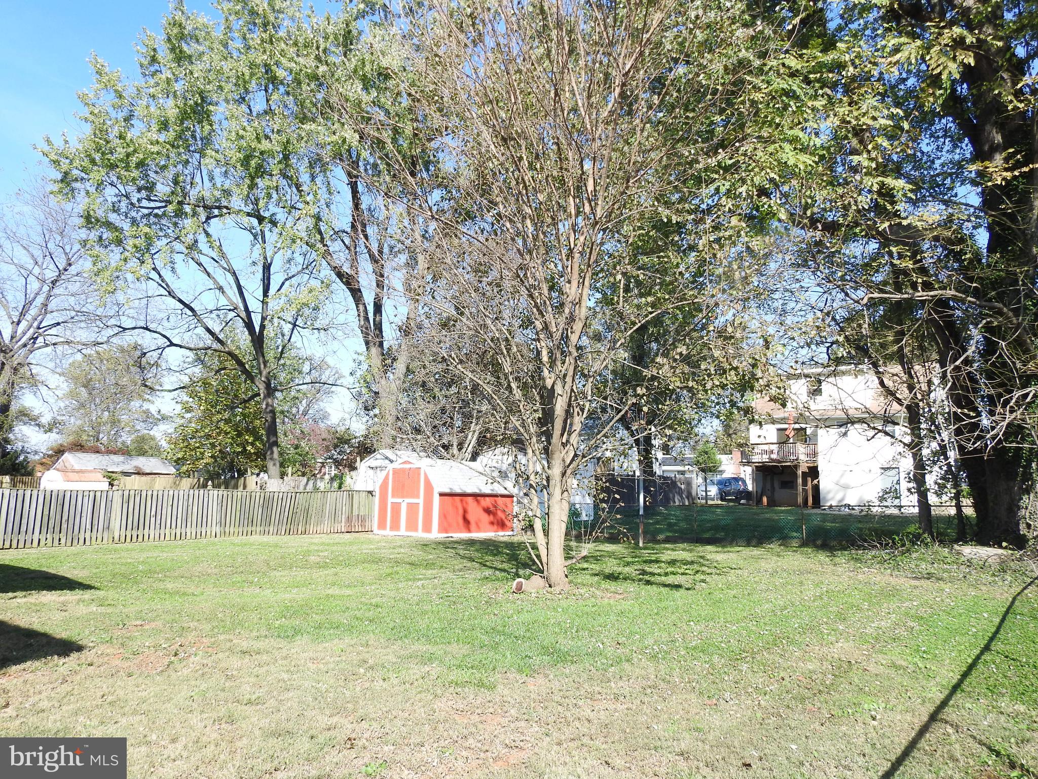 CATONSVILLE MANOR - Residential