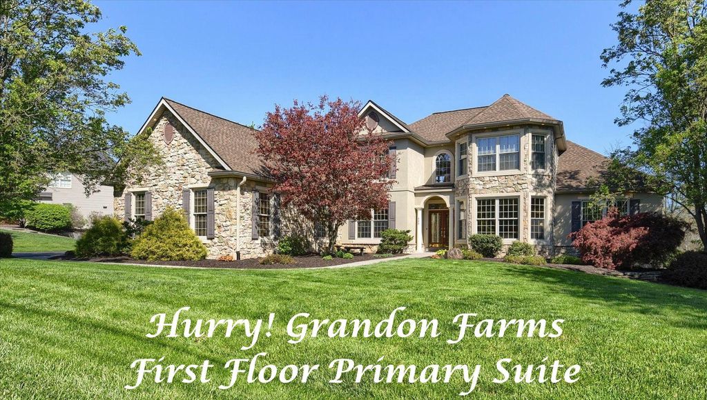 Photo of 880 Sawgrass Ln, MECHANICSBURG, PA 17050 (MLS # PACB2053104)