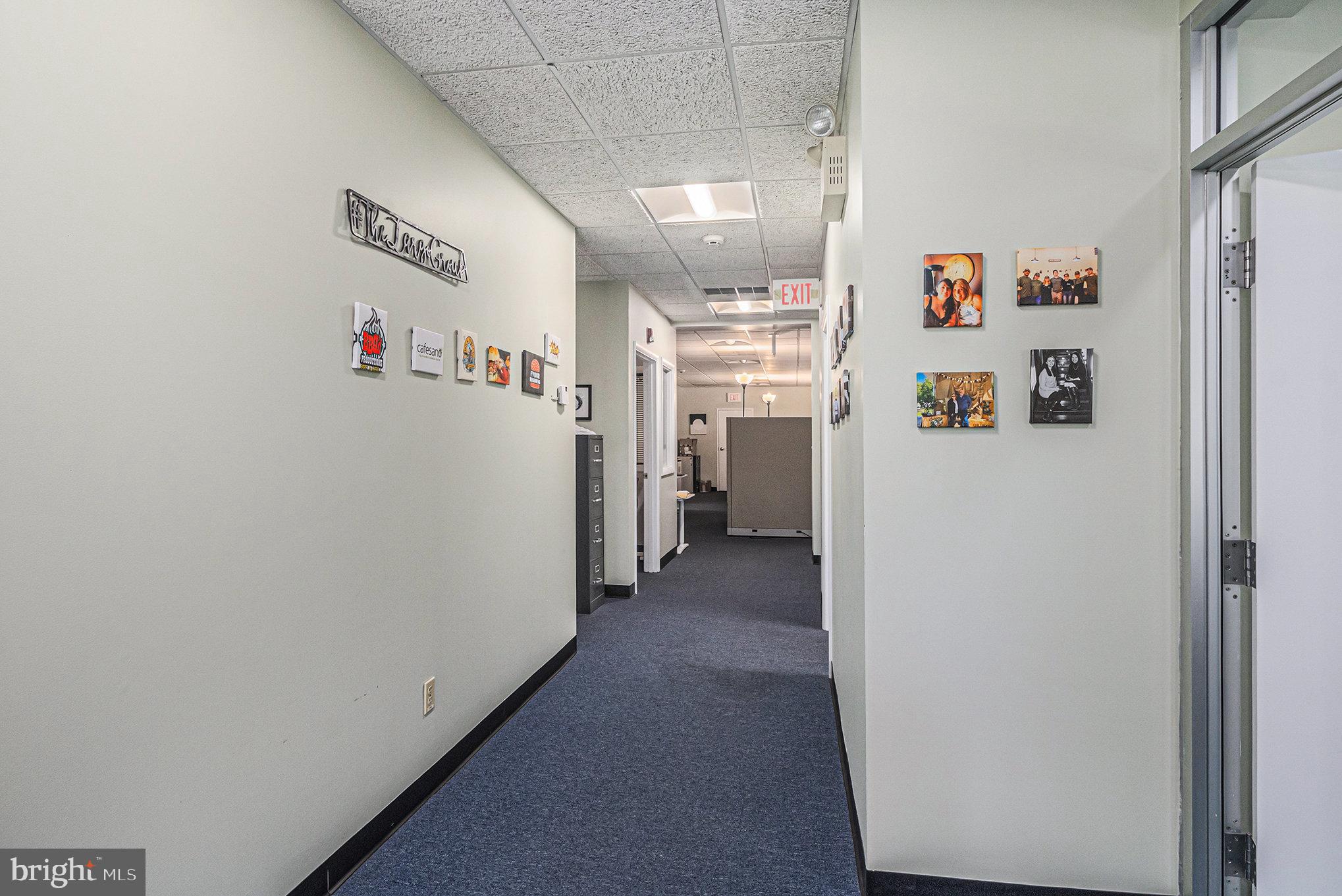 FORT WASHINGTON - Commercial Lease