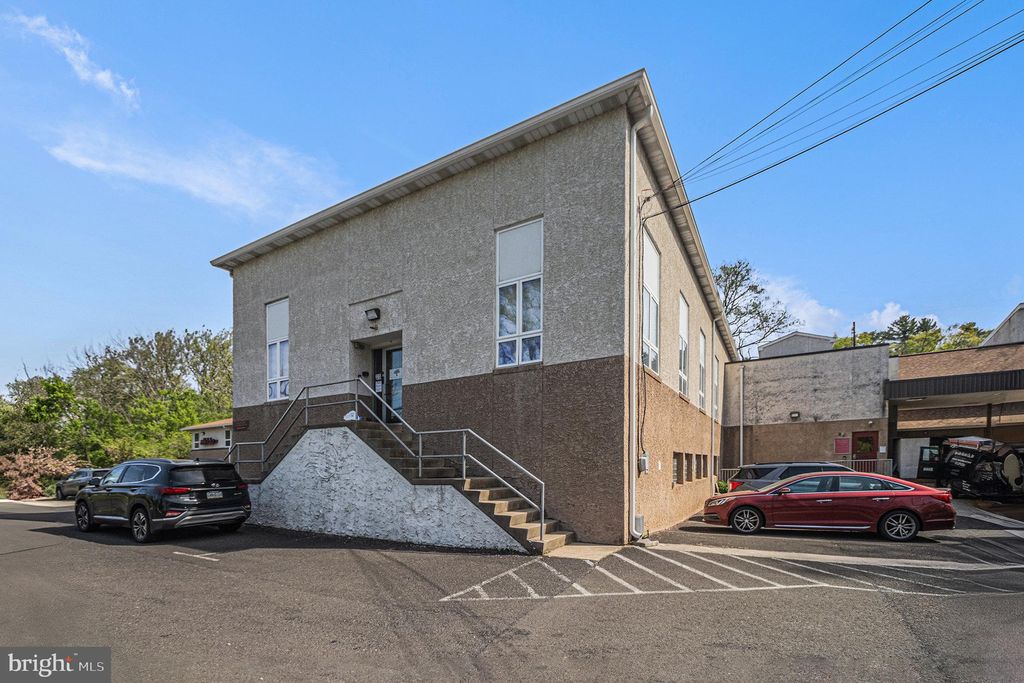 Photo of 321 Morris Rd, FORT WASHINGTON, PA 19034 (MLS # PAMC2138670)