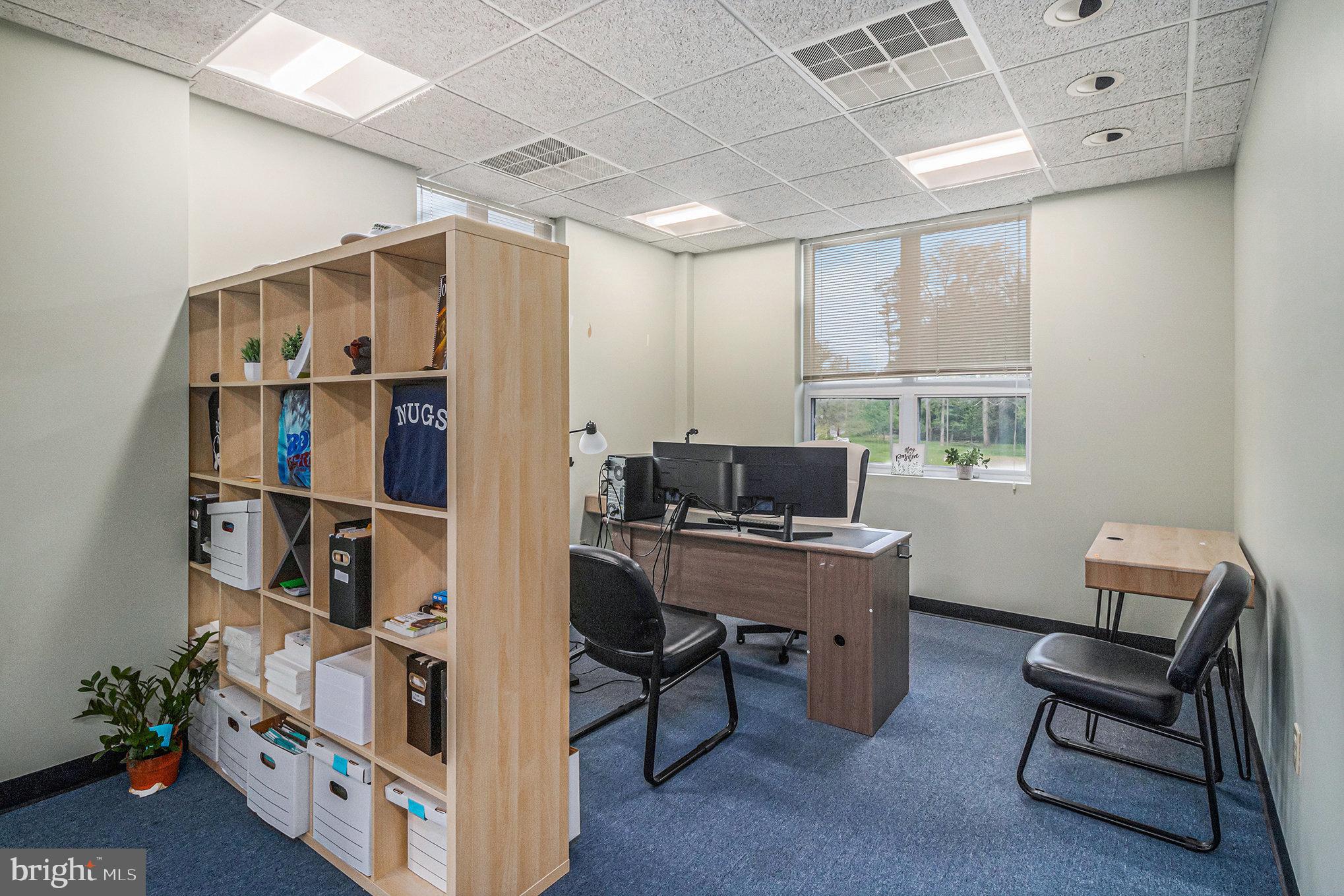 FORT WASHINGTON - Commercial Lease