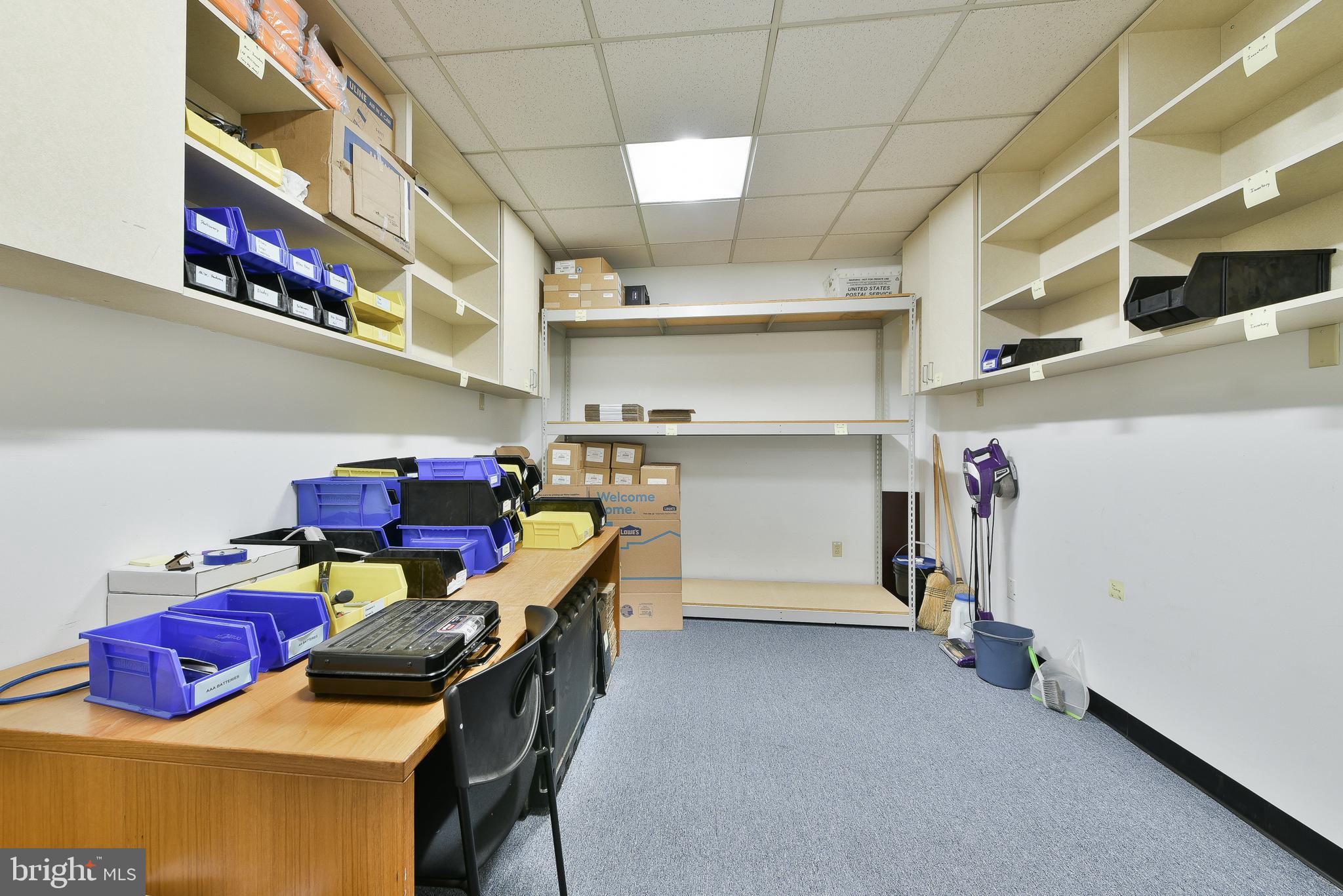 FORT WASHINGTON - Commercial Lease