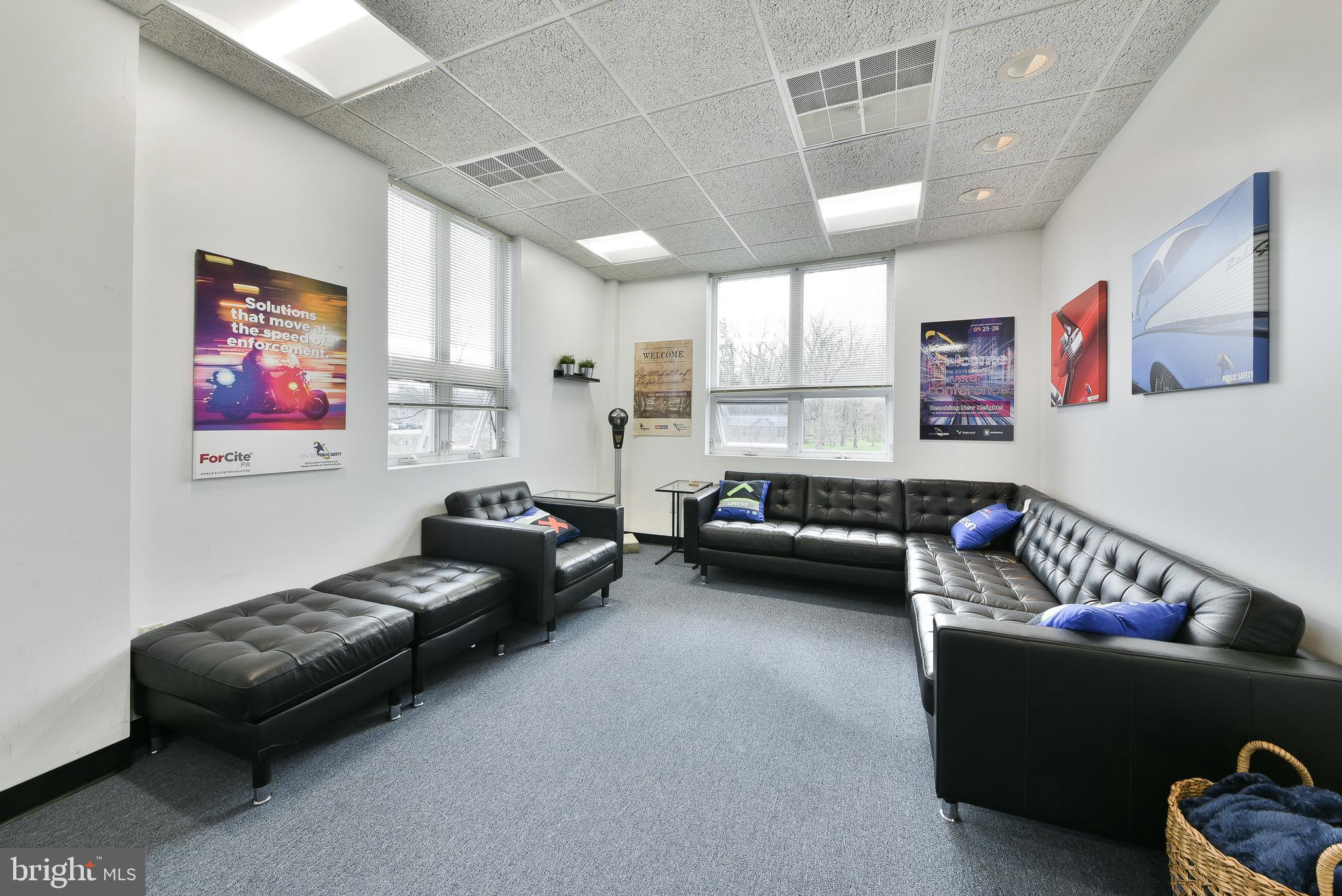 FORT WASHINGTON - Commercial Lease