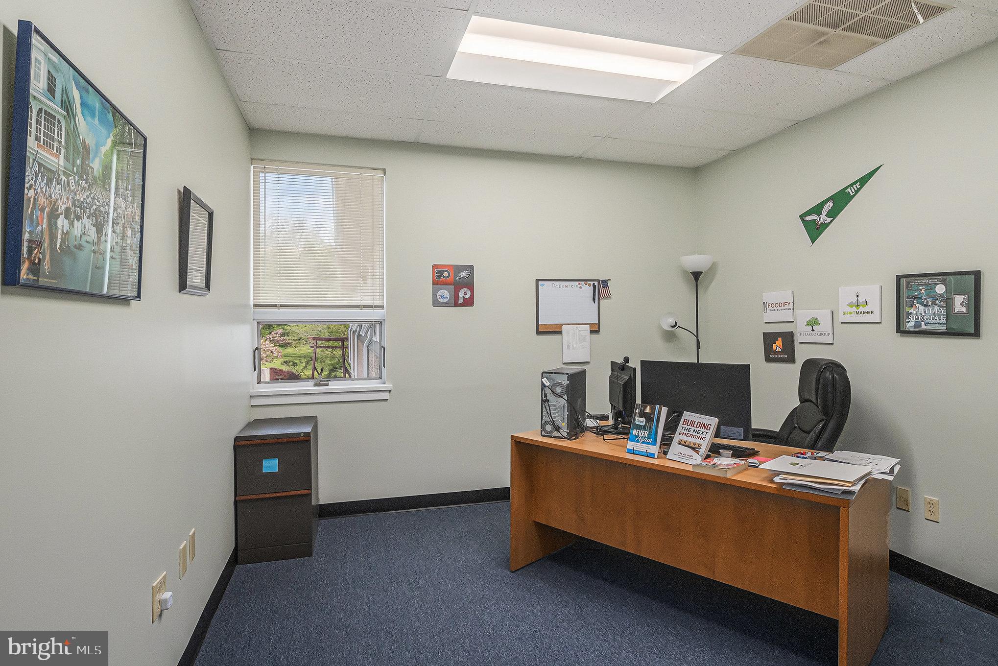 FORT WASHINGTON - Commercial Lease