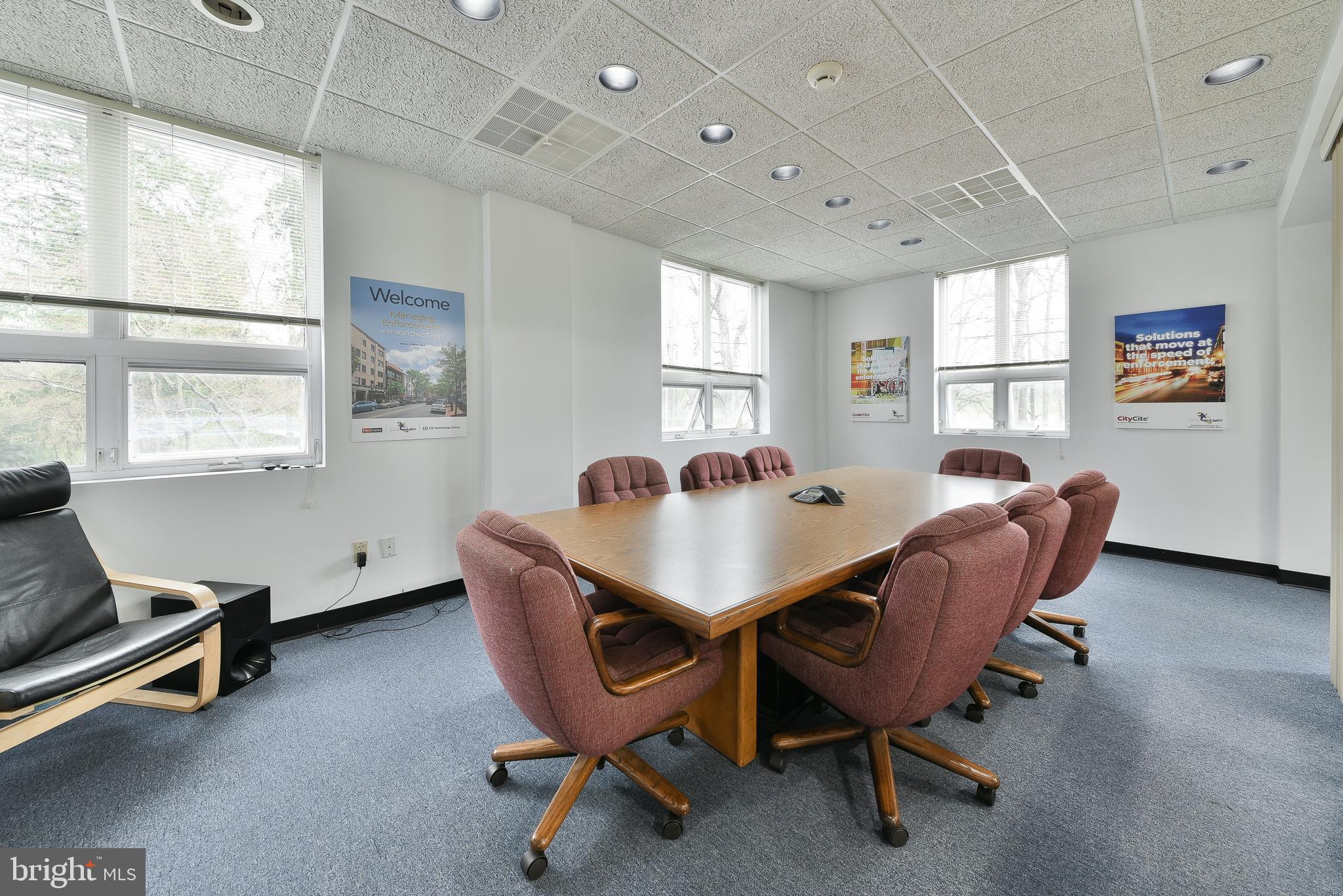 FORT WASHINGTON - Commercial Lease