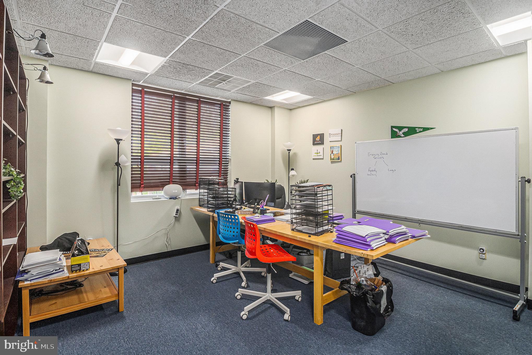 FORT WASHINGTON - Commercial Lease