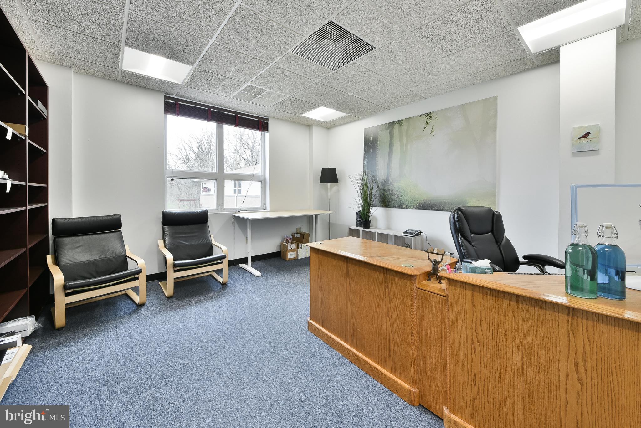 FORT WASHINGTON - Commercial Lease