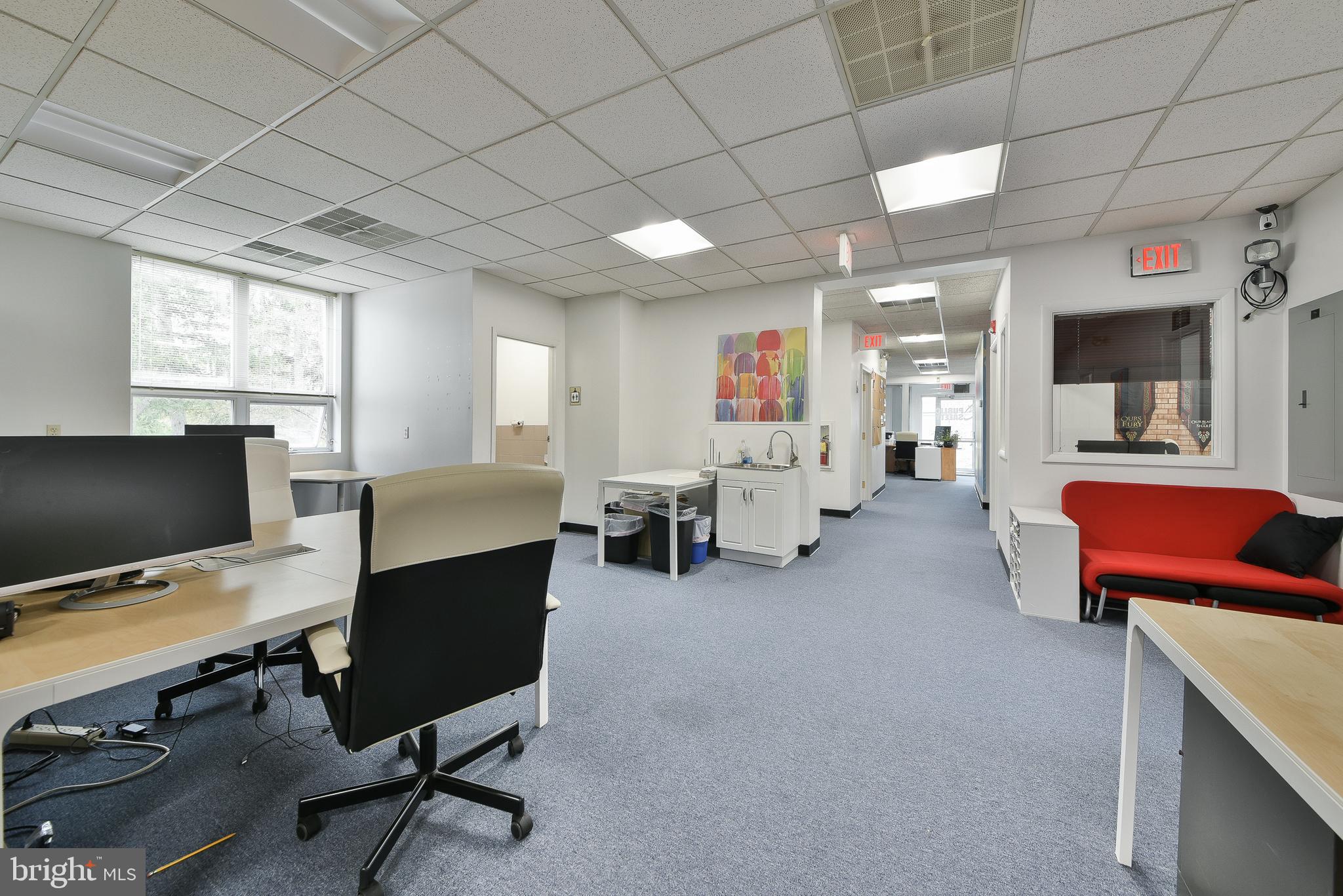 FORT WASHINGTON - Commercial Lease