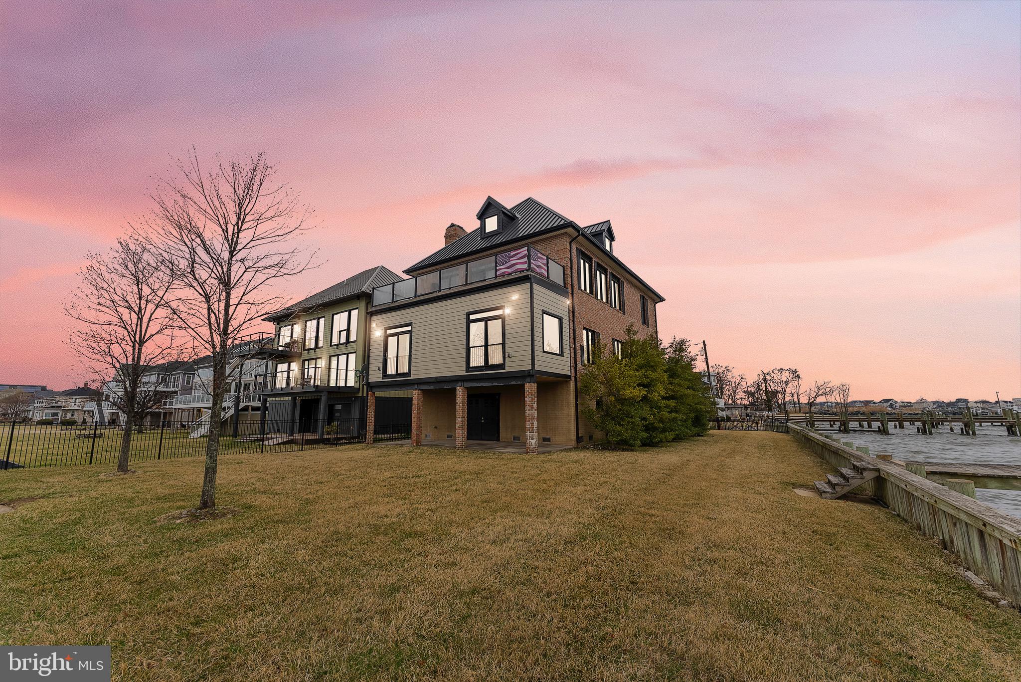 MILLERS ISLAND - Residential