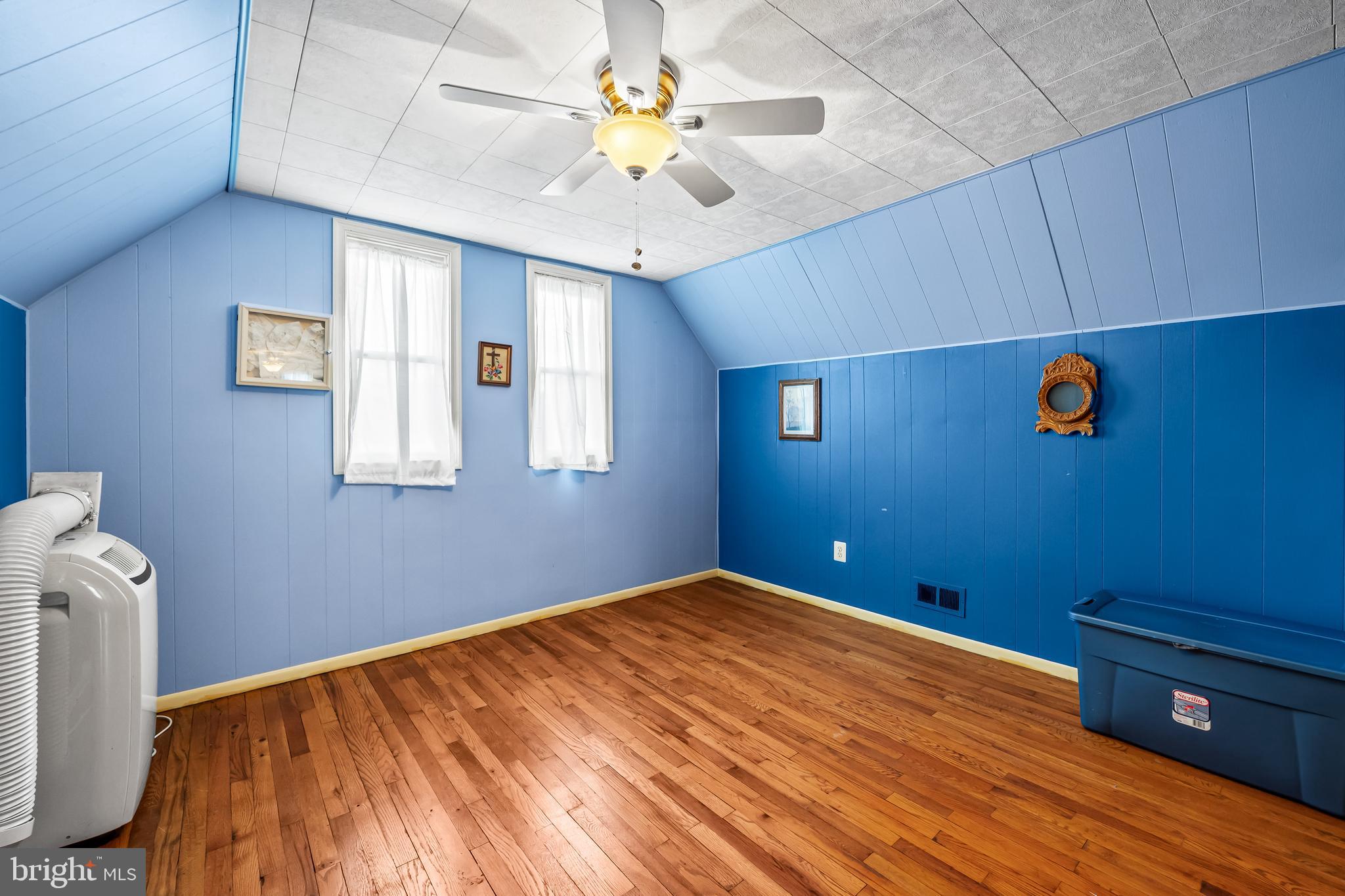 CARNEY/PARKVILLE - Residential