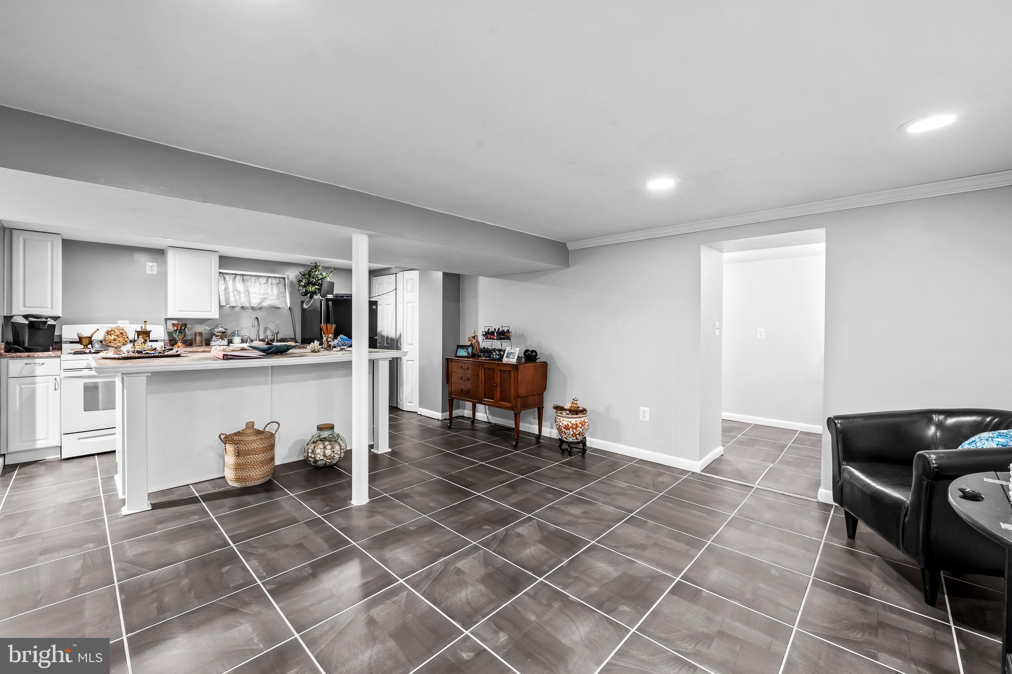 CARNEY/PARKVILLE - Residential