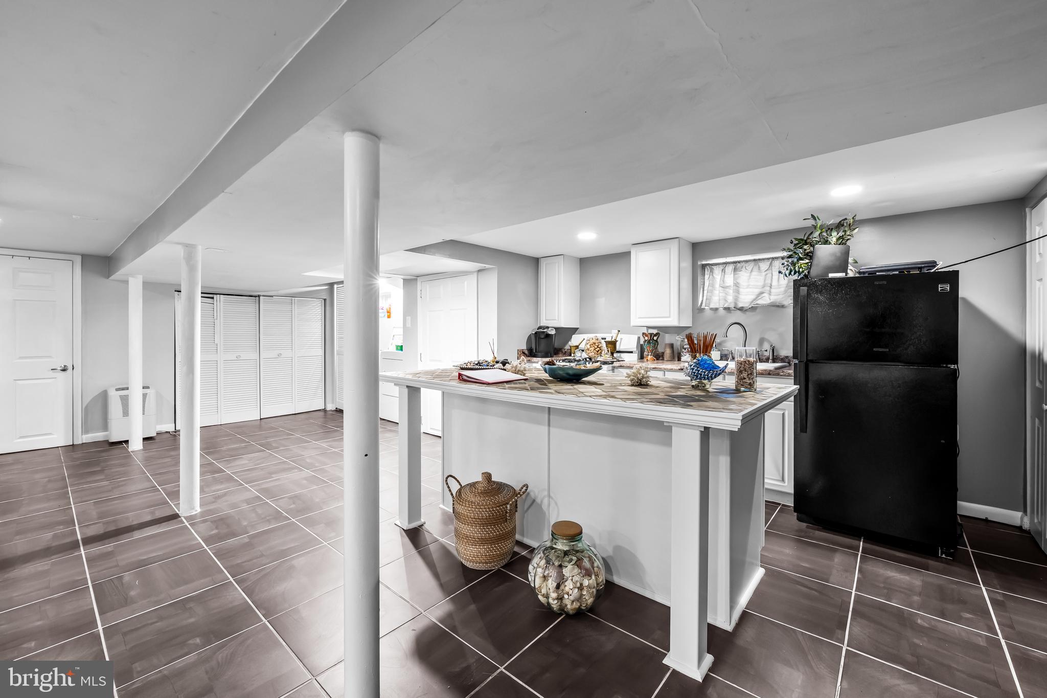 CARNEY/PARKVILLE - Residential