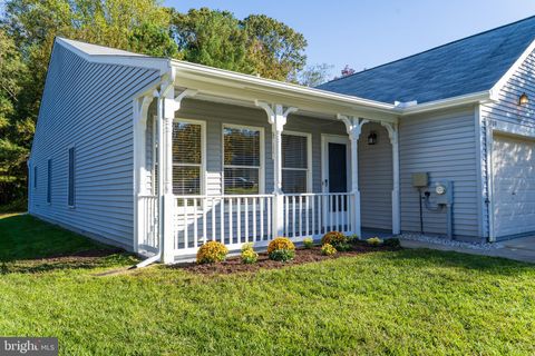 Photo of 1909 Marconi Circle, ANNAPOLIS, MD 21401 (MLS # MDAA2129820) Photo of 1909 Marconi Circle, ANNAPOLIS, MD 21401 (MLS # MDAA2129820)