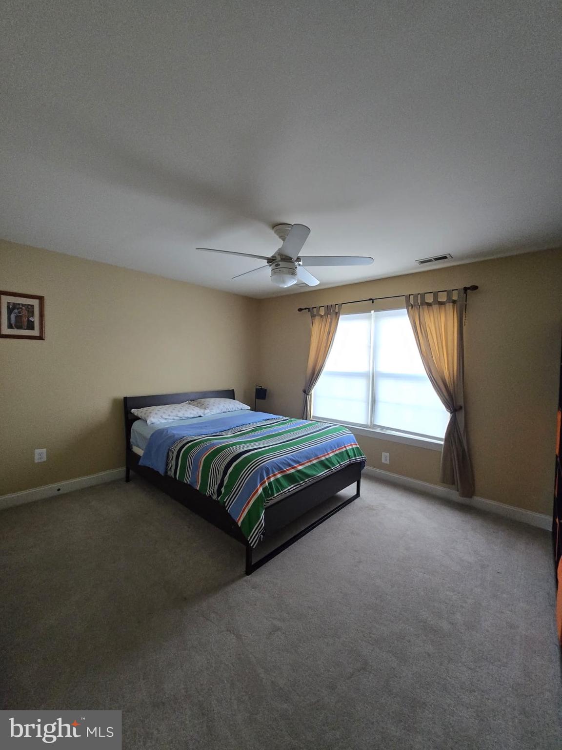 CROSS POINT - Residential Lease