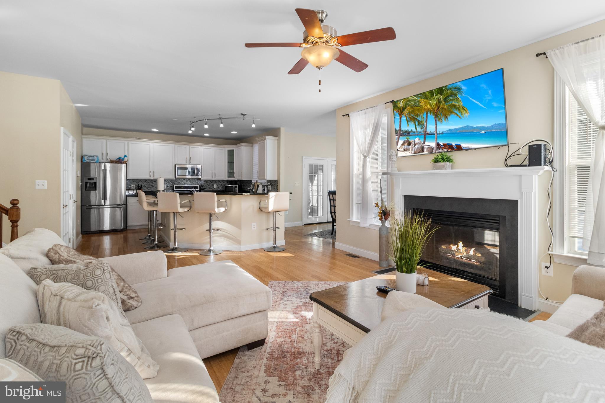 HERITAGE HILL - Residential