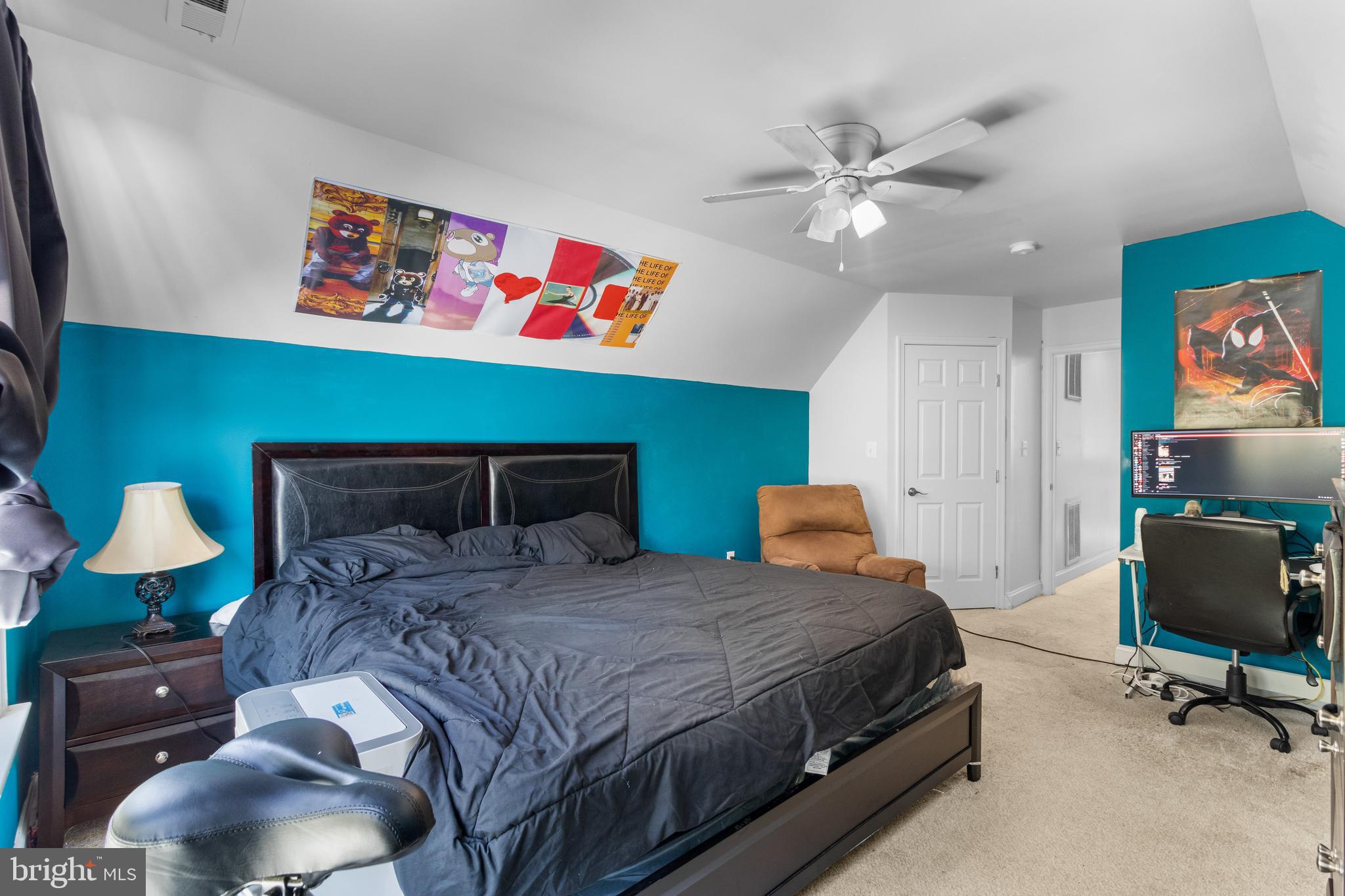 HERITAGE HILL - Residential