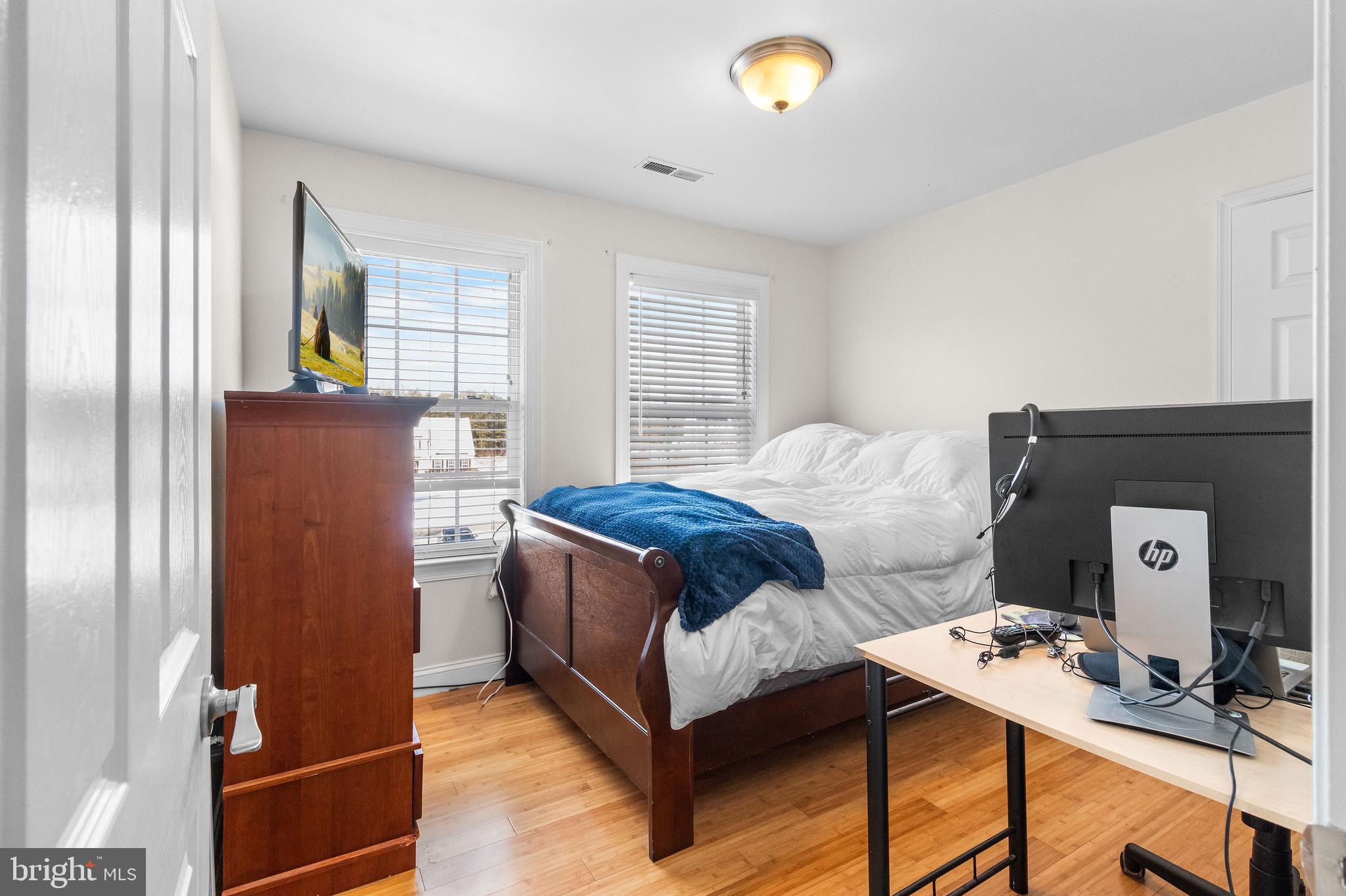 HERITAGE HILL - Residential