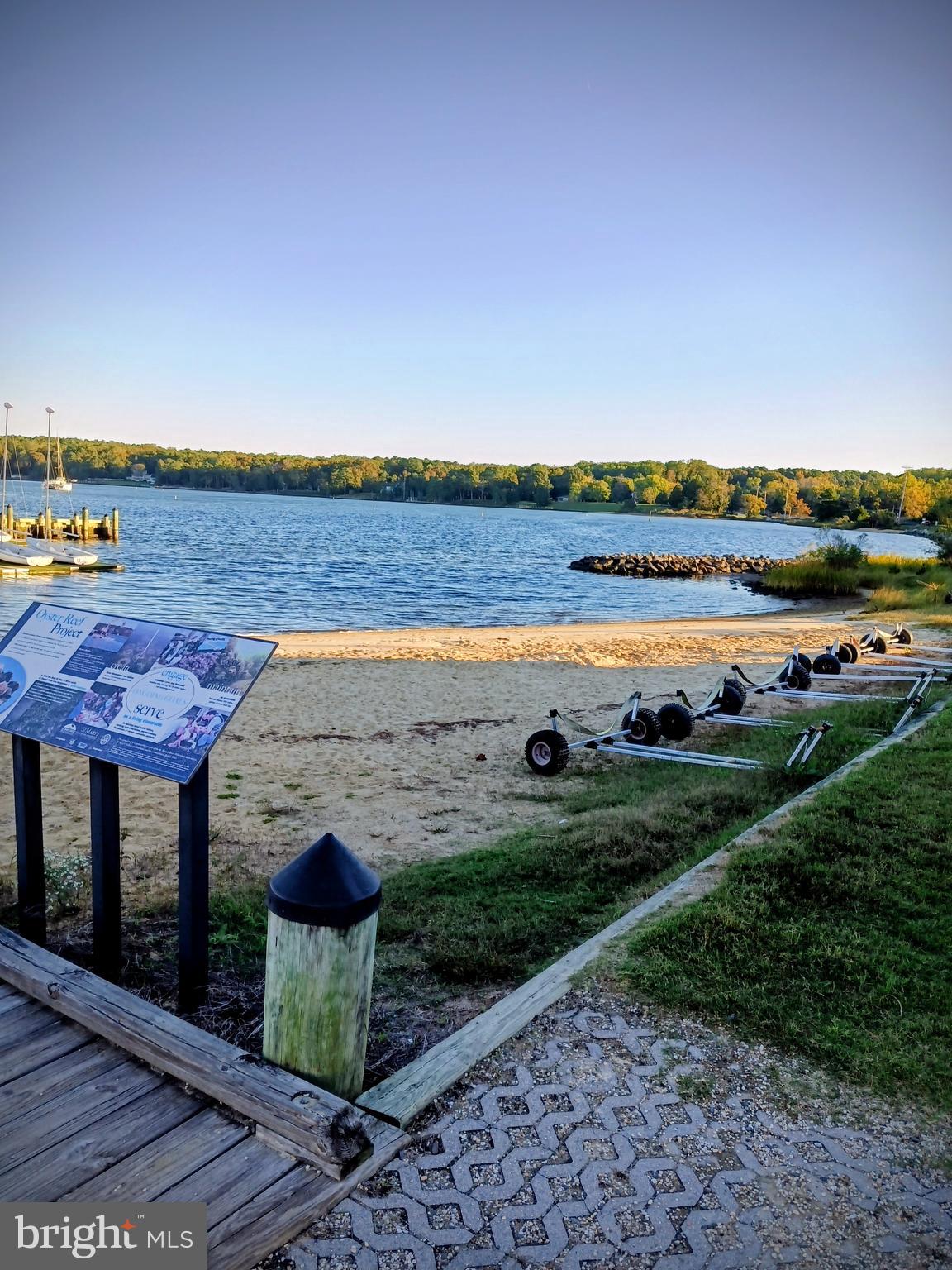 HERITAGE HILL - Residential