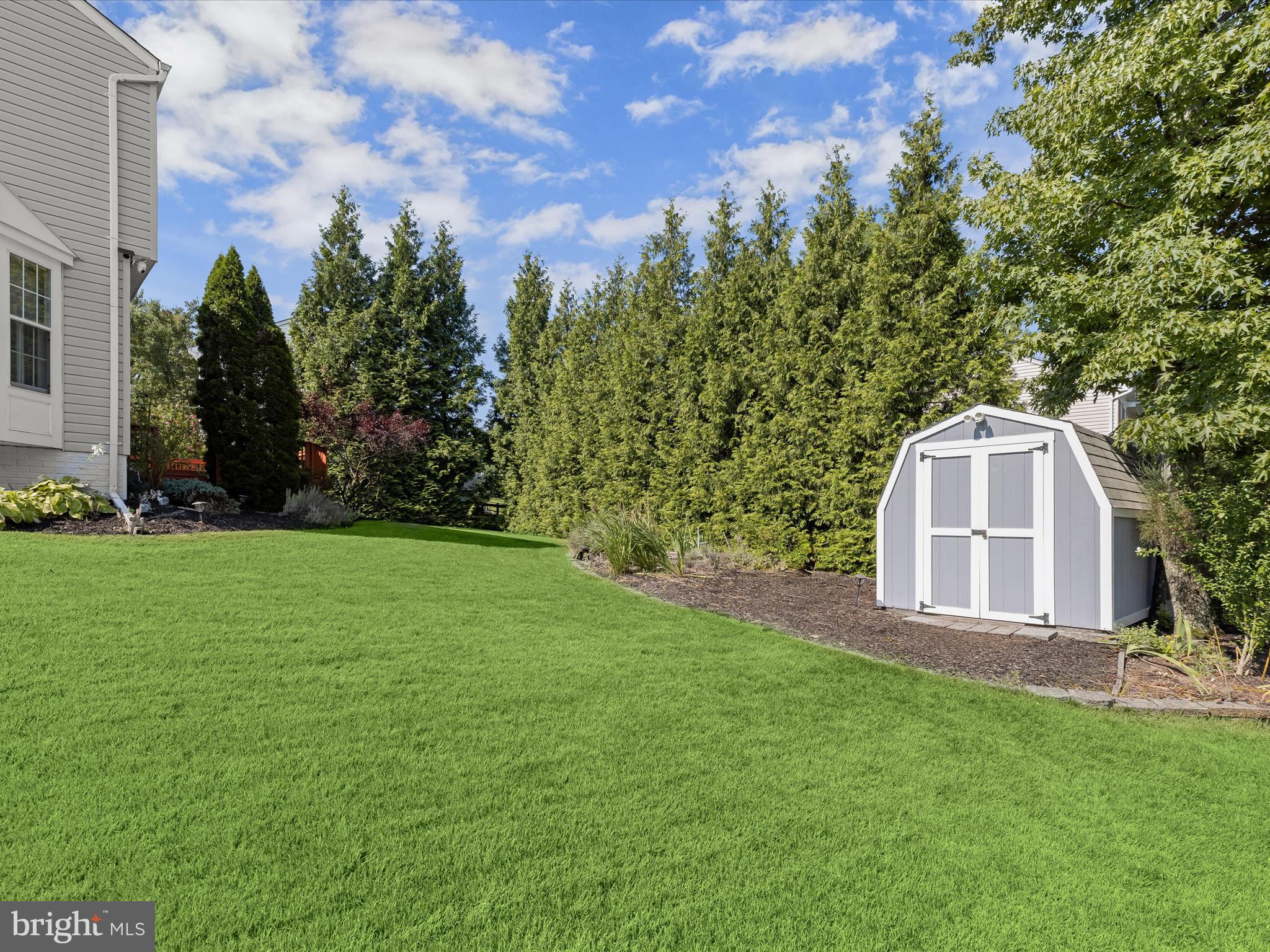 HIDDEN STREAM NORTH - Residential