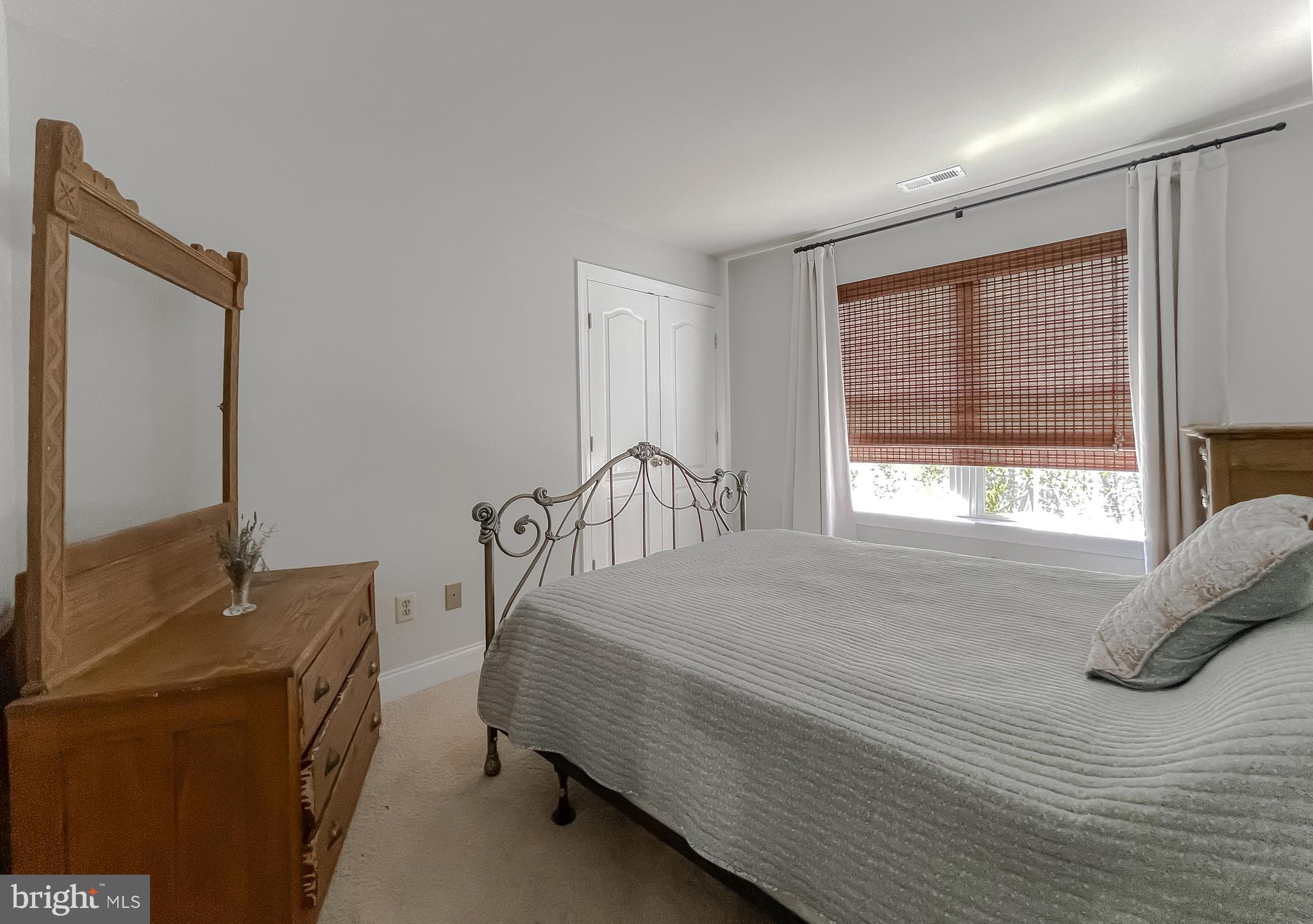 KINGSTON - Residential