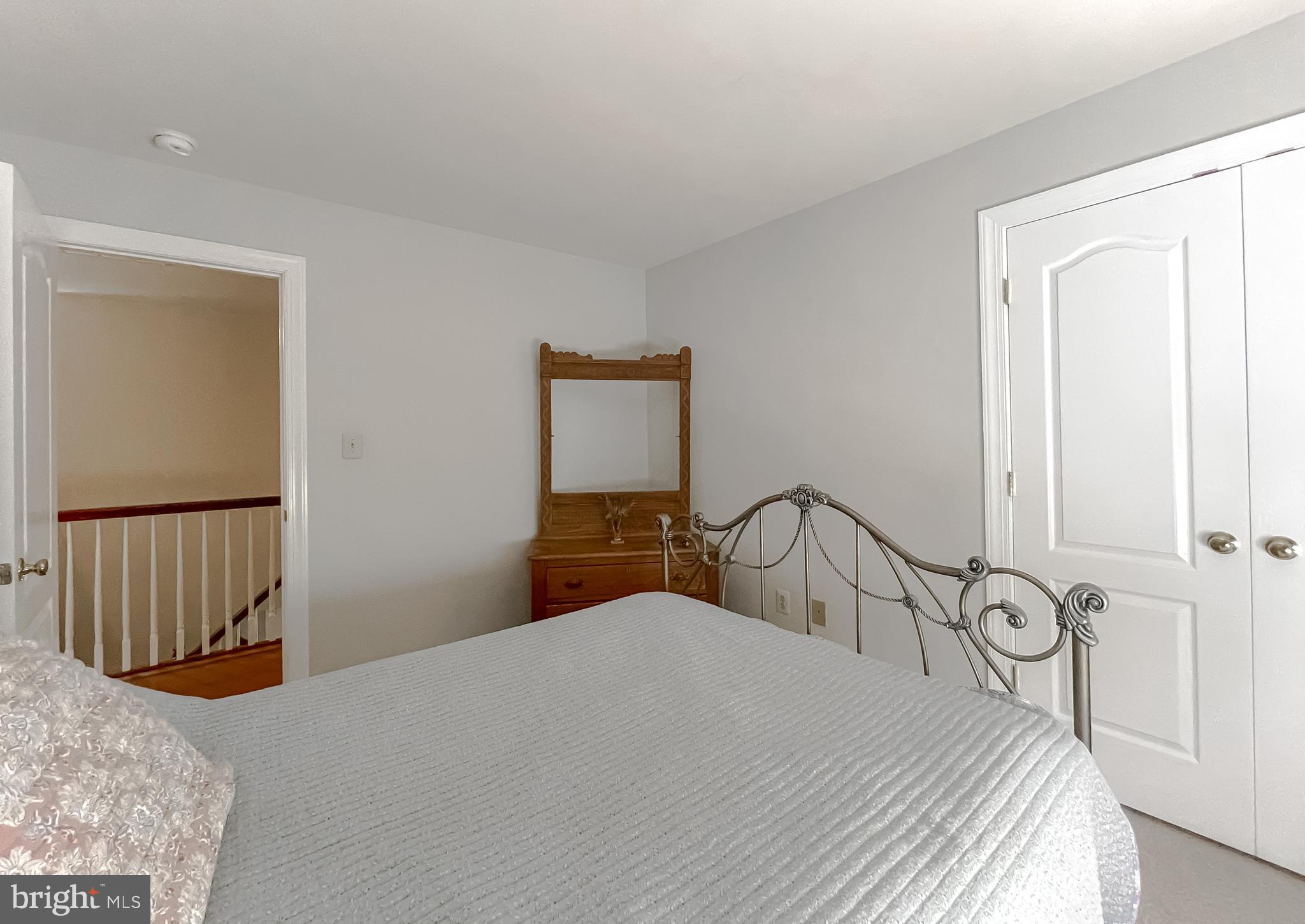 KINGSTON - Residential