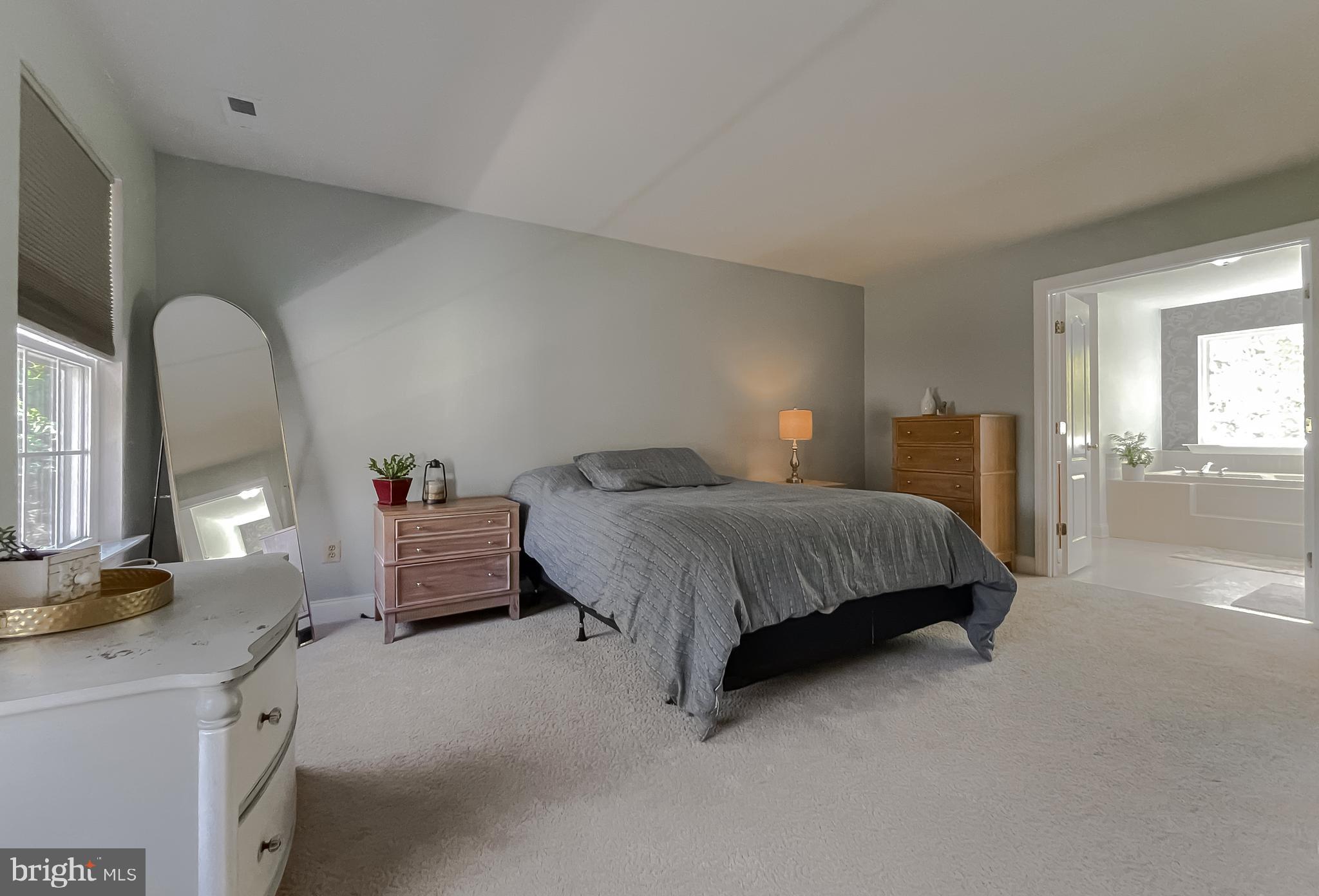 KINGSTON - Residential