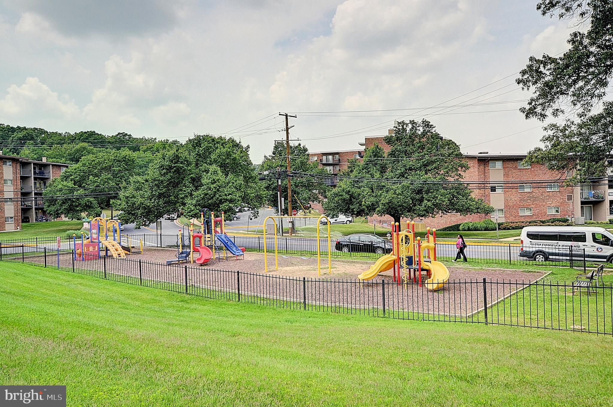 7615 FONTAINEBLEAU DRIVE 2119
