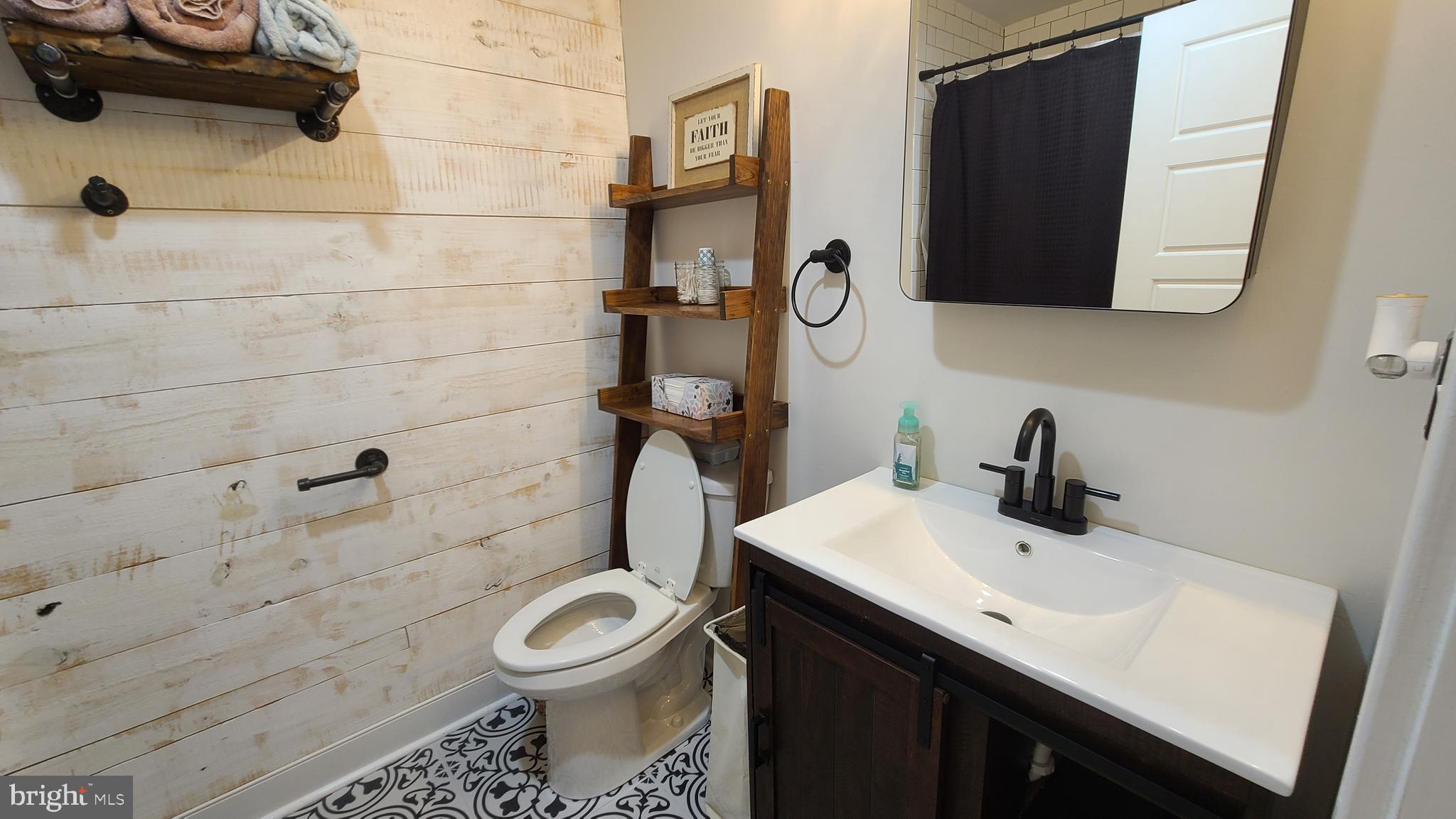 FISHTOWN - Residential Lease