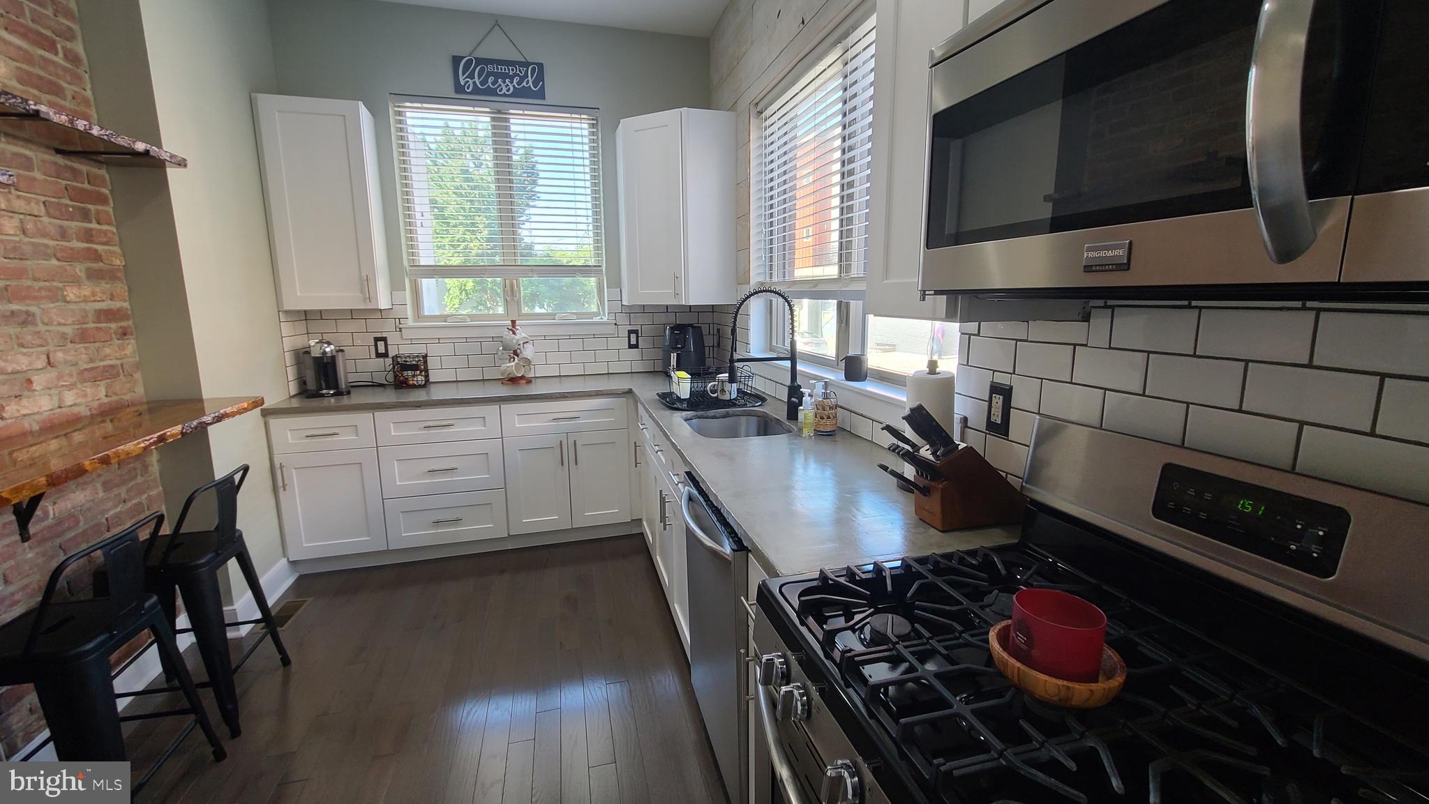 FISHTOWN - Residential Lease
