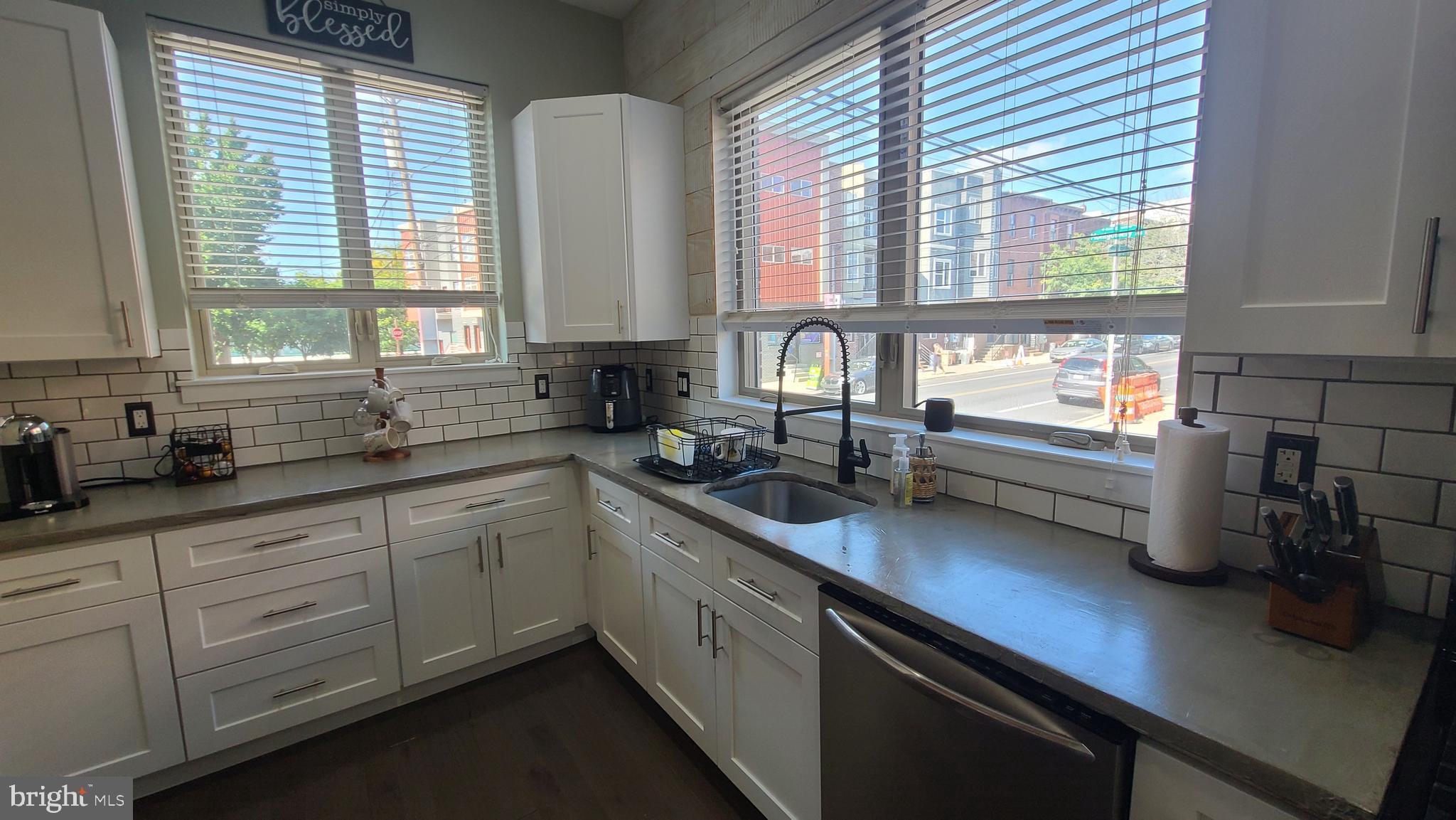 FISHTOWN - Residential Lease