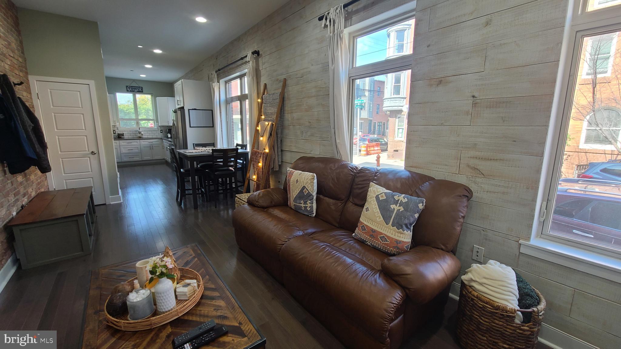 FISHTOWN - Residential Lease