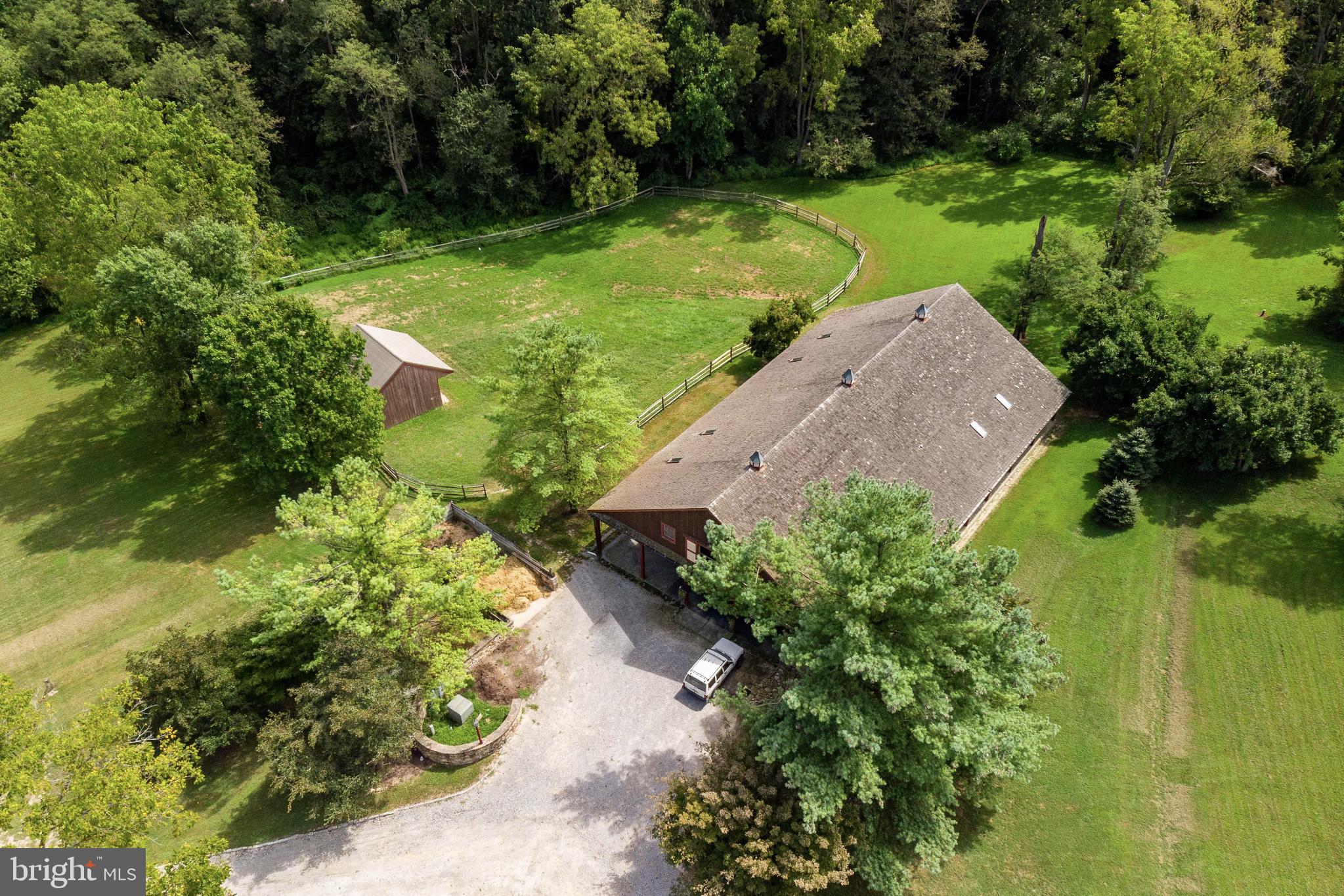 CHESHIRE HUNT - Residential