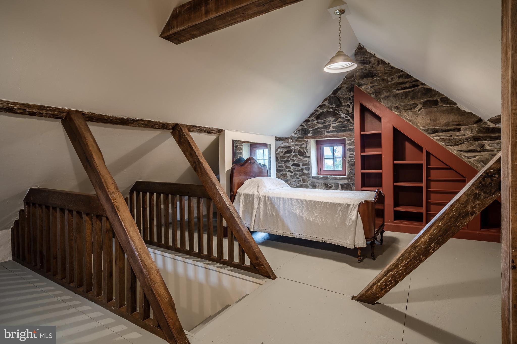 CHESHIRE HUNT - Residential